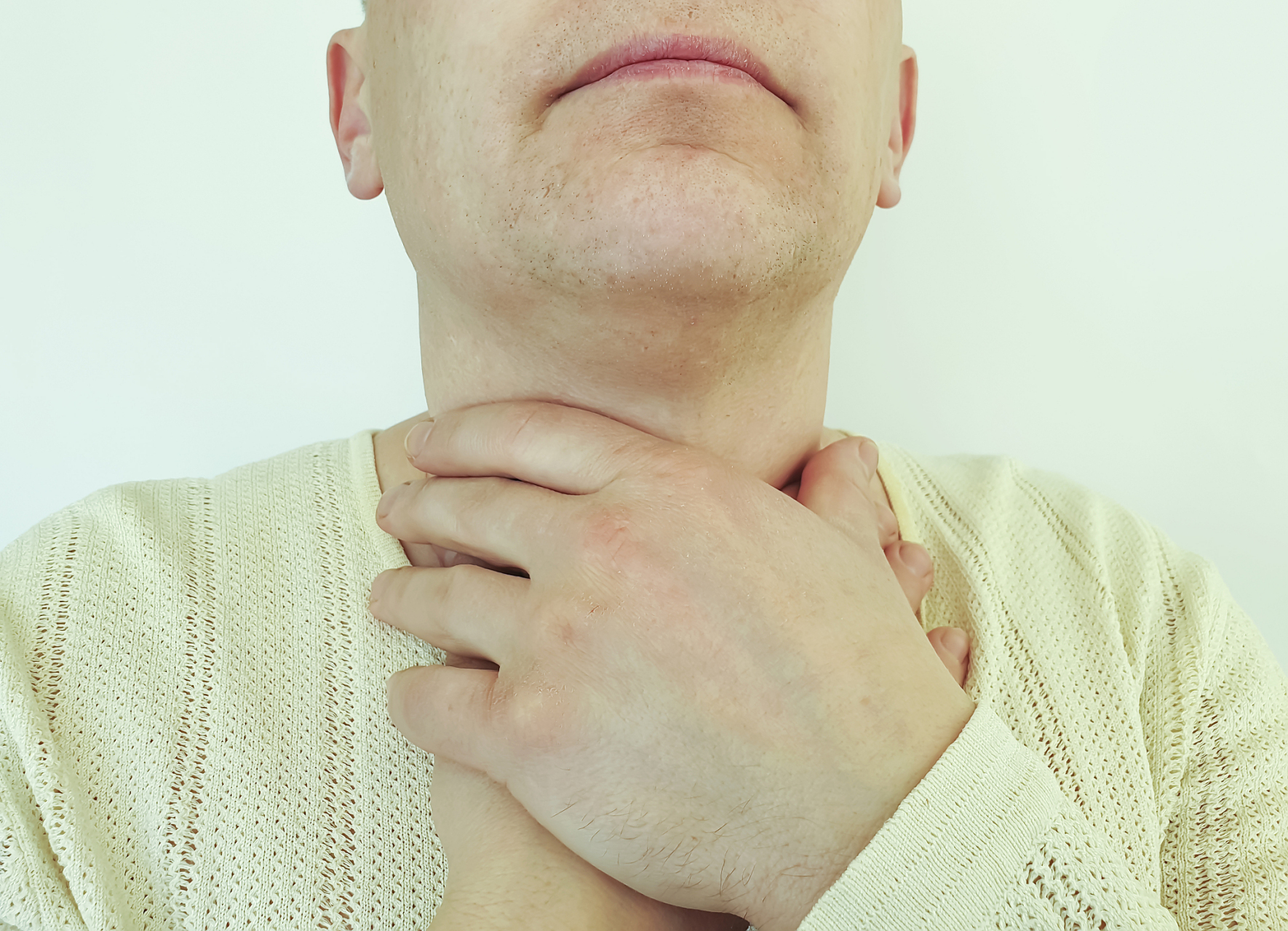 反流性食管炎喉咙堵图片