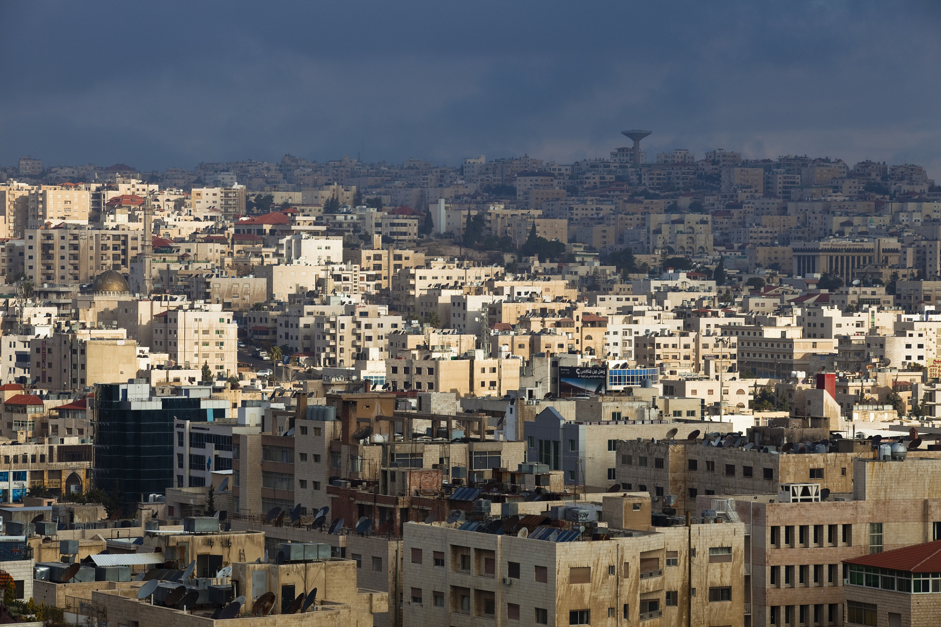 【约旦第纳尔:从历史到现状】  当前的汇率信息如下:  1约旦第纳尔=