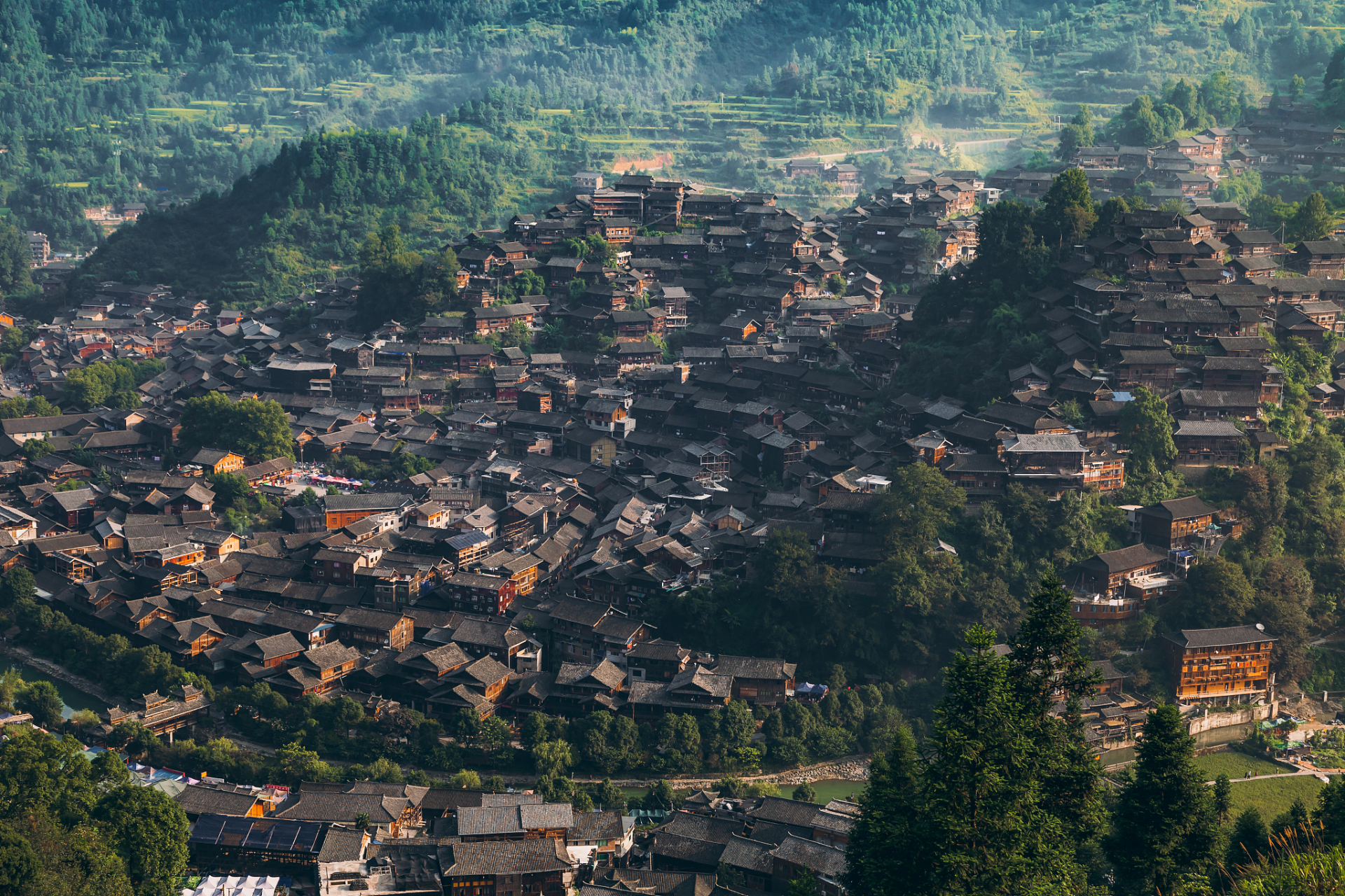 榕江旅游攻略|榕江是贵州省黔东南苗族侗族自治州下辖县,以下是一份以