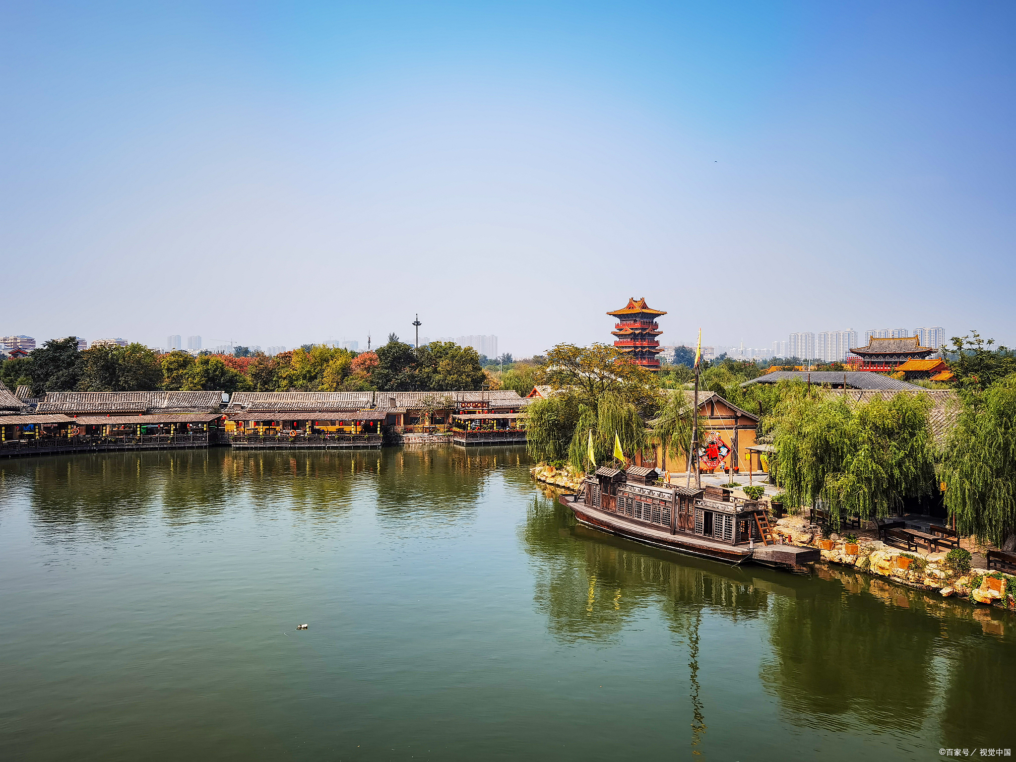 历史文化类 - **董子园风景区**:4a级景区,位于德州市德城区