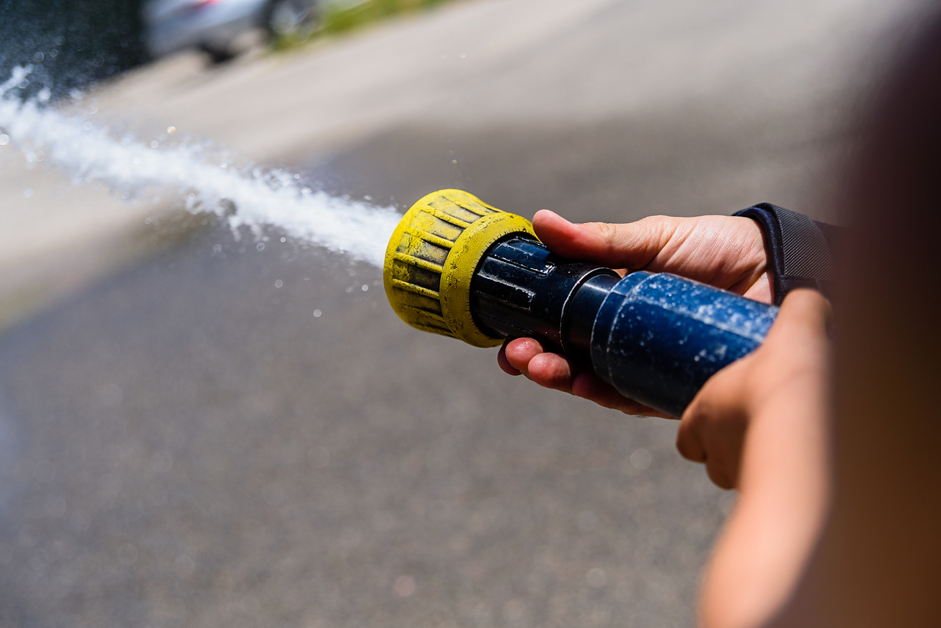 洗车高压水枪,让爱车整洁如新!