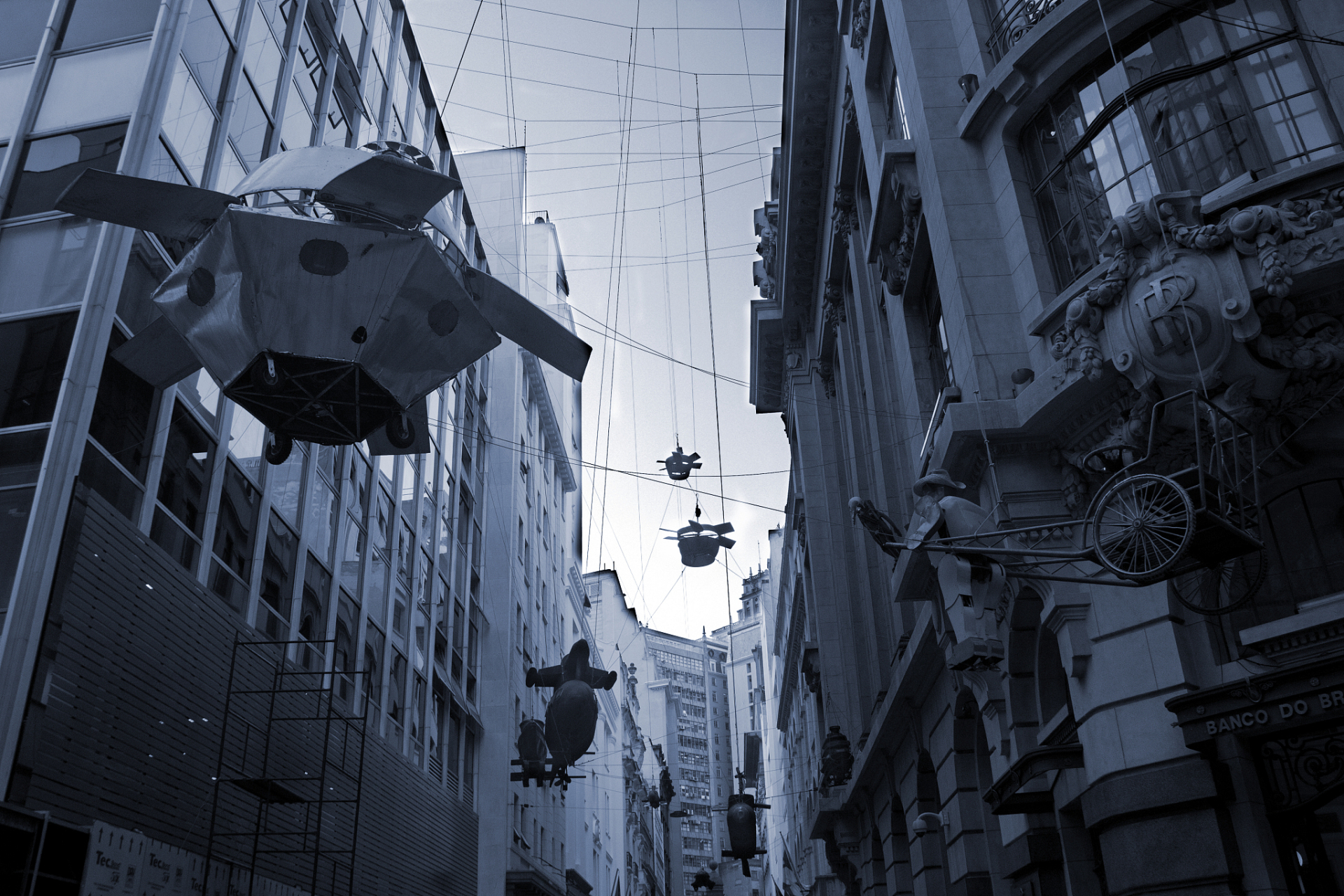 在漫画中,哥谭市是一个在东海岸的城市,它是美国最繁