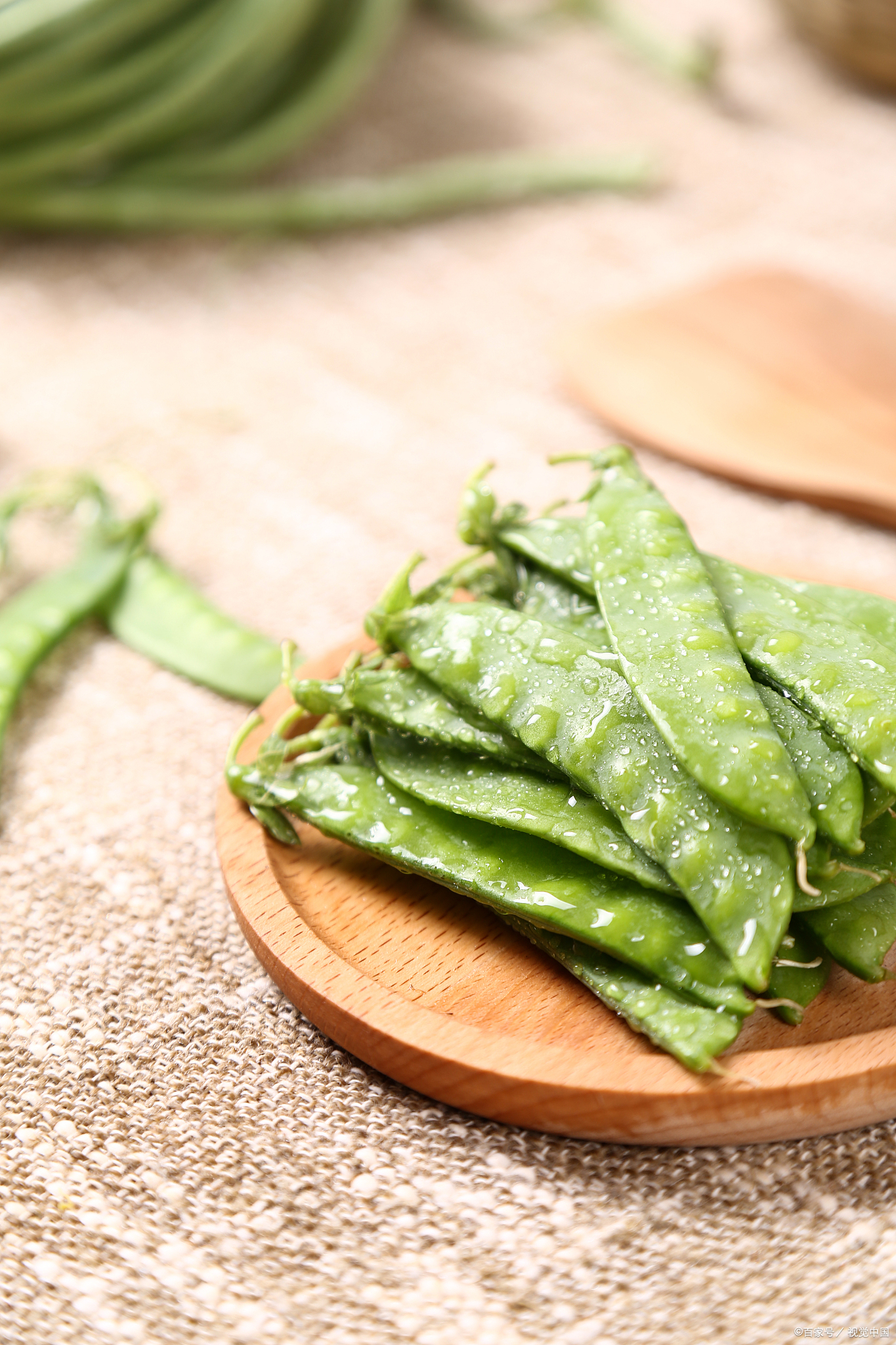 荷兰豆的养生奥秘:功效,搭配与食用建议 荷兰豆,这个