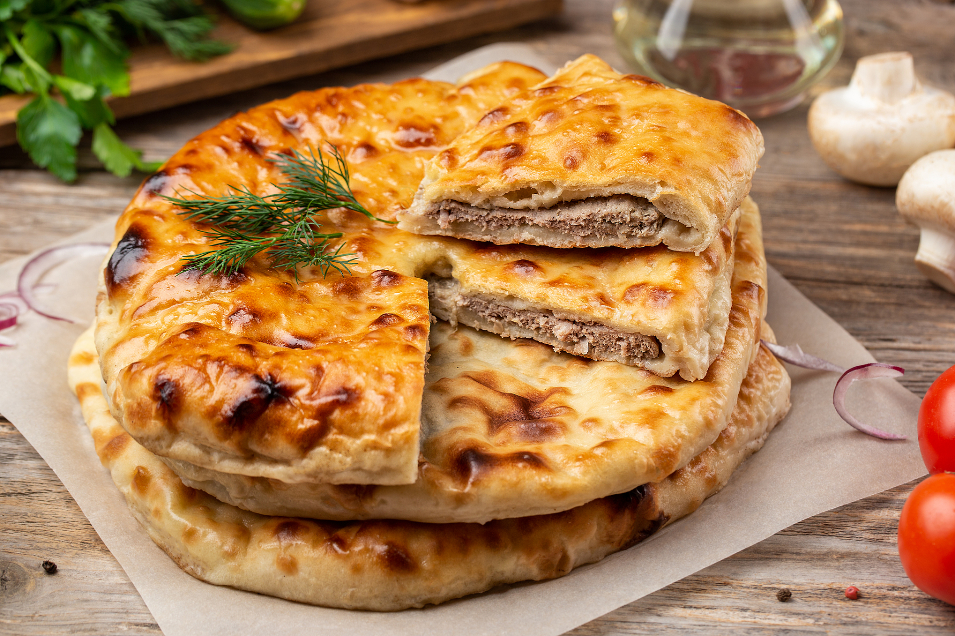 撞见肉馕是在南门旁边的集市上.