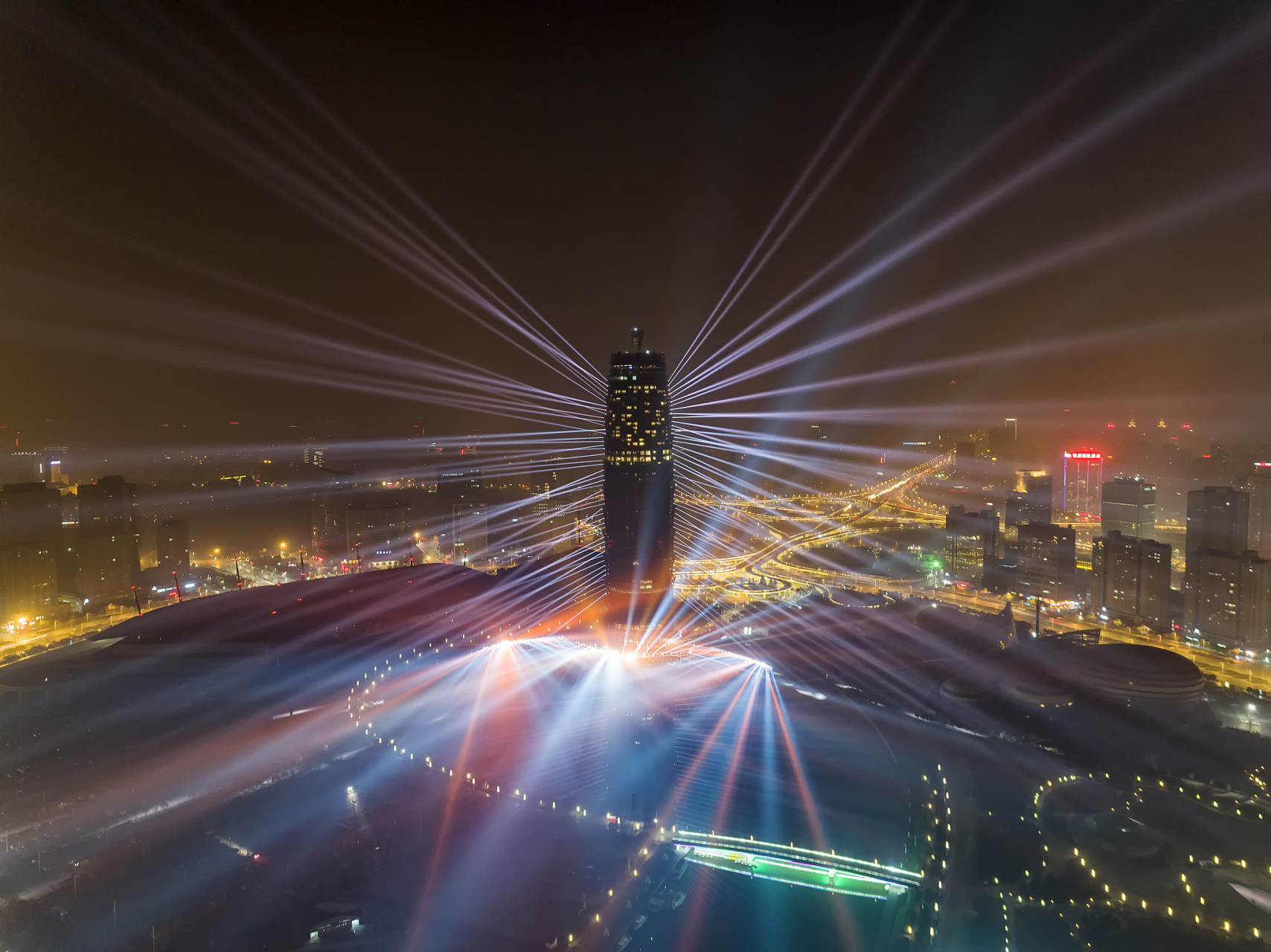 无论是独自出行还是与家人同游,都能在郑州