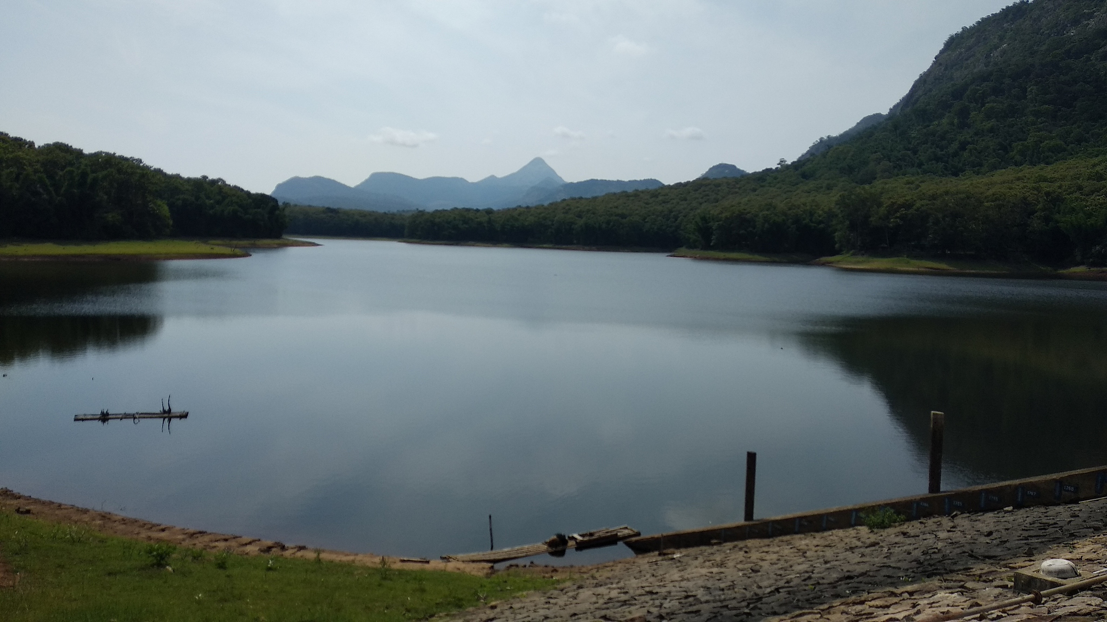 青云湖休闲度假乐园,地处山东省安丘市.