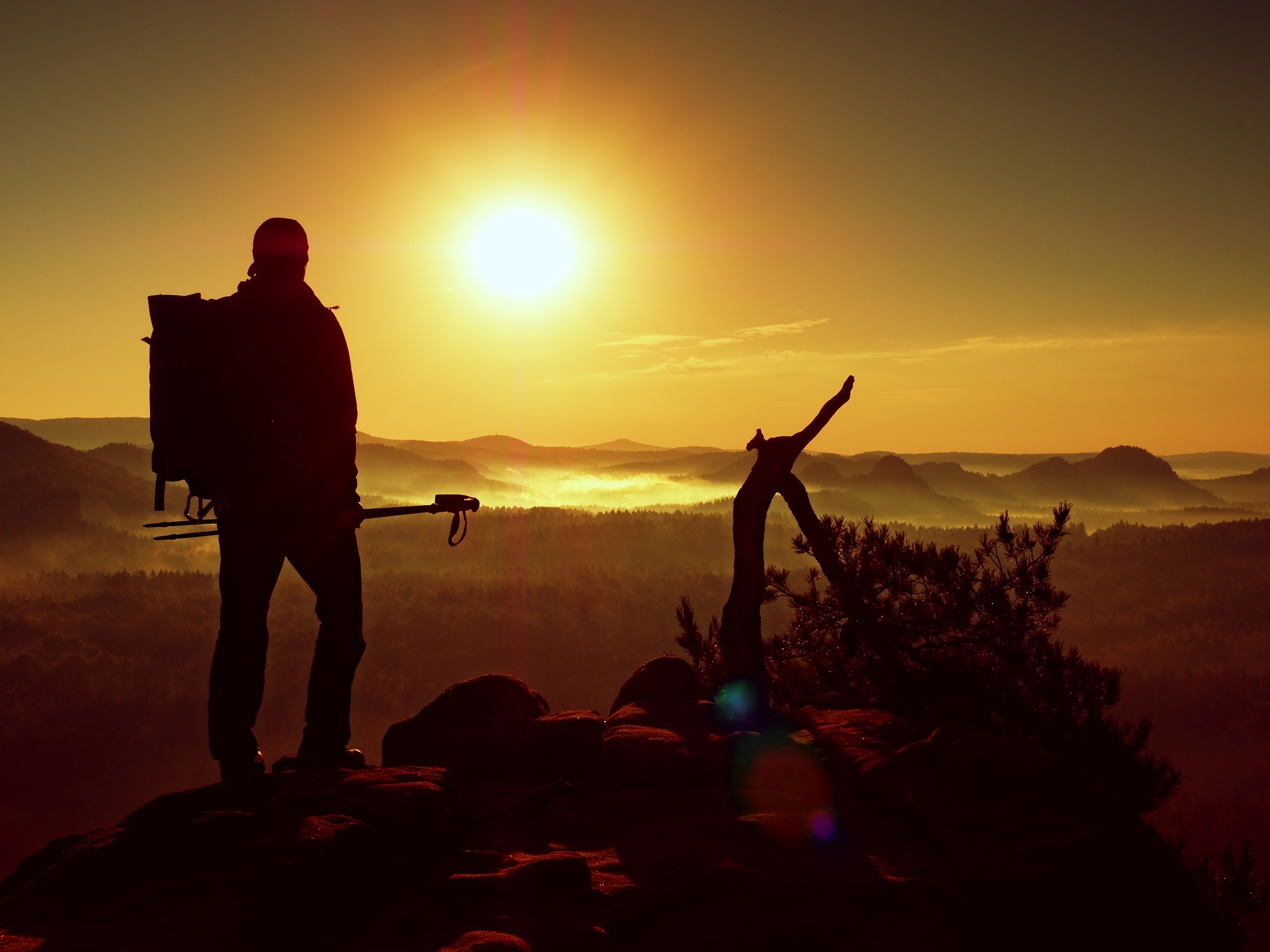 收拾行囊,迎着第一缕阳光再出发!