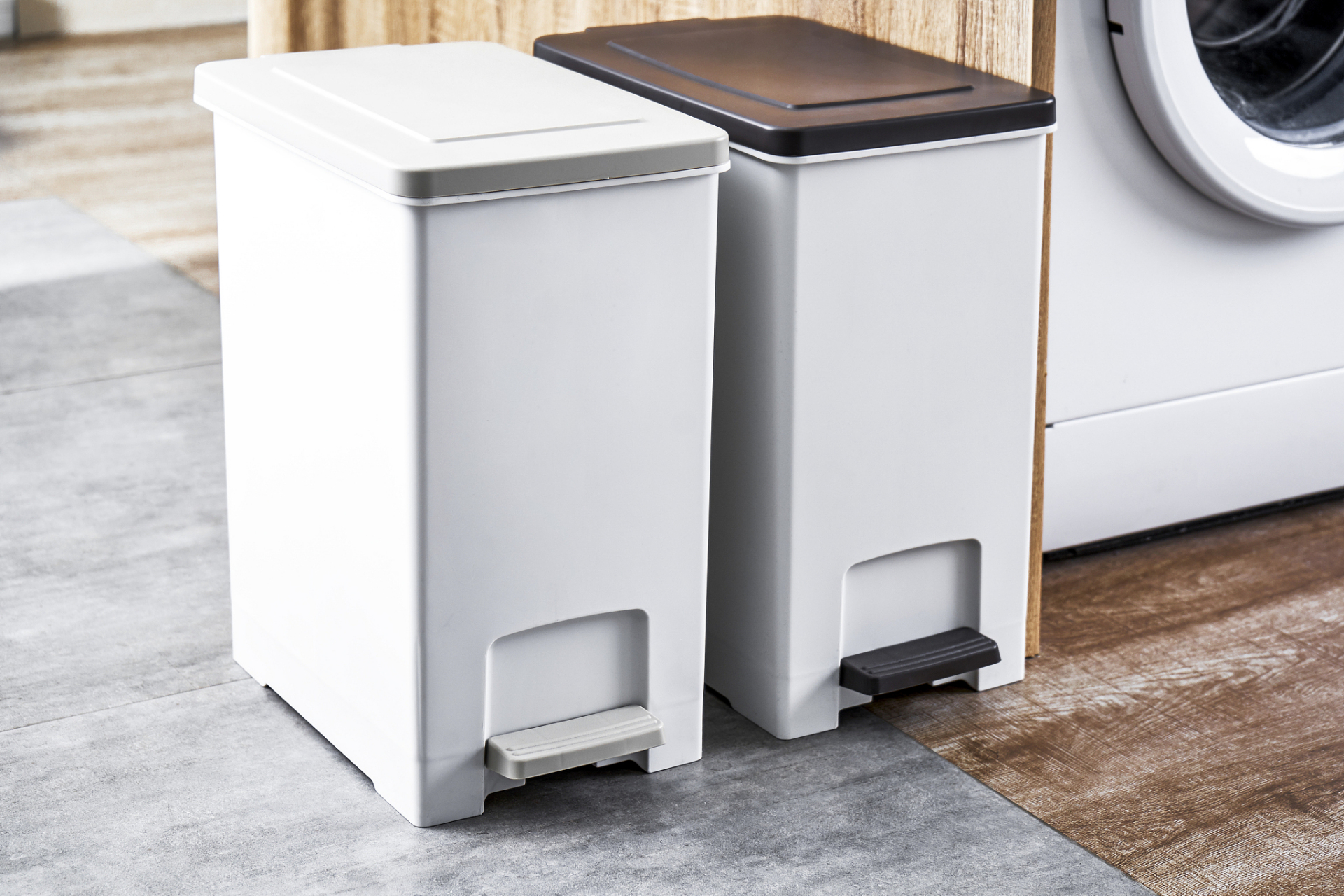 这款机器不仅具备自动粉碎功能,而且能够迅速处理大量纸张,卡片,光盘