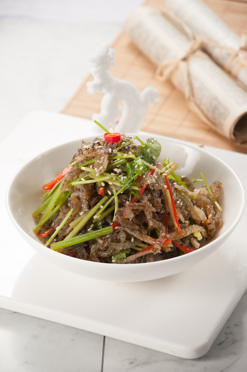 4 - 凉拌鱼皮】立夏时节,尝试一道美味的凉拌鱼皮