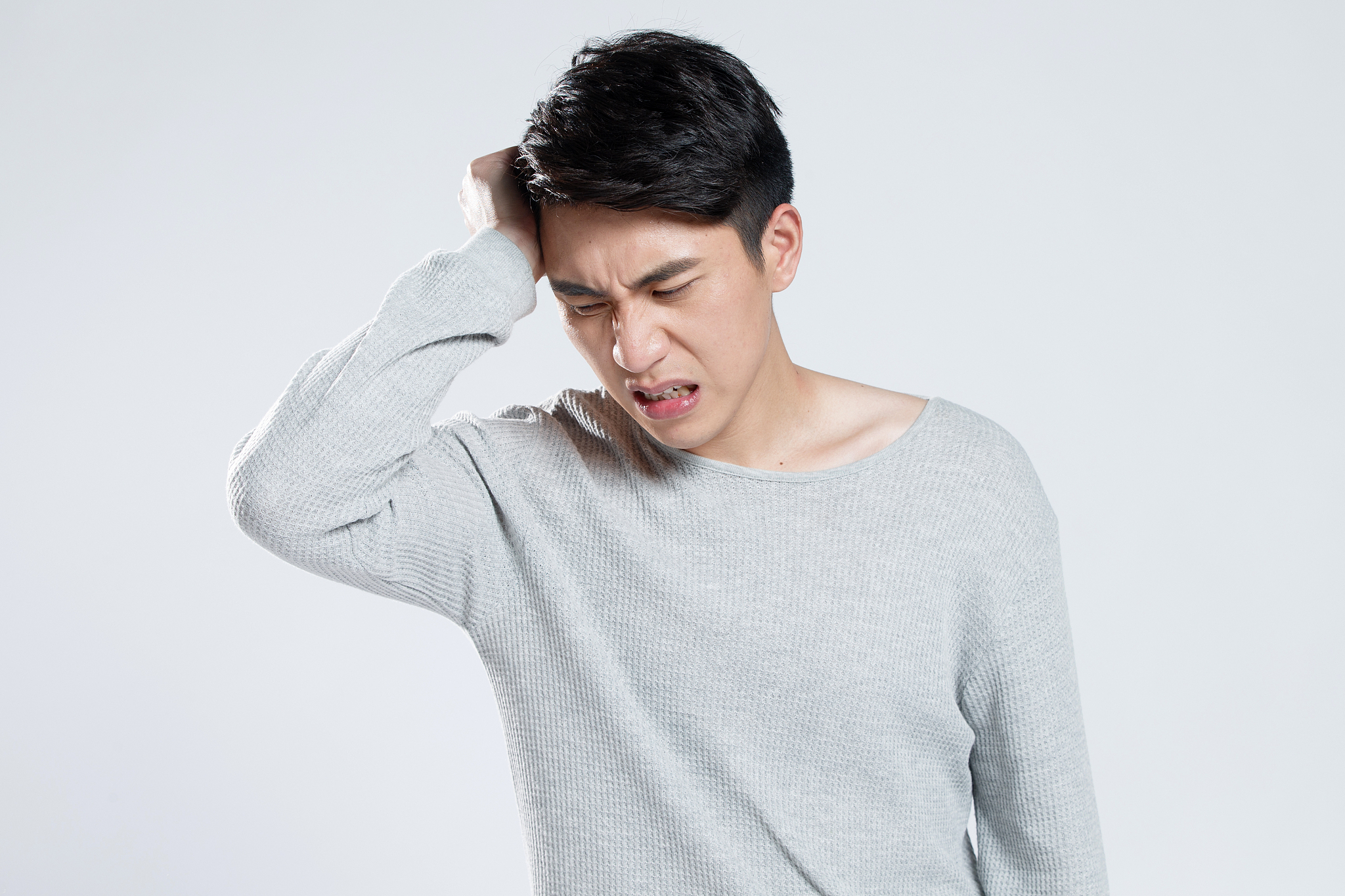 头痛失眠对生活质量的影响有多大?如何综合治疗提高生活质量?