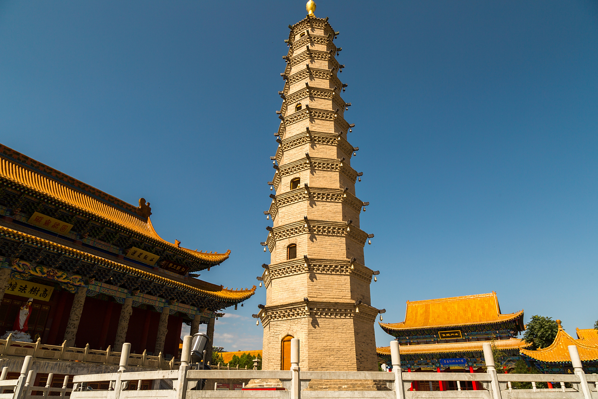 心定西再出发#位于甘肃省定西市的文峰塔是中国古代佛教塔建筑的幢眄