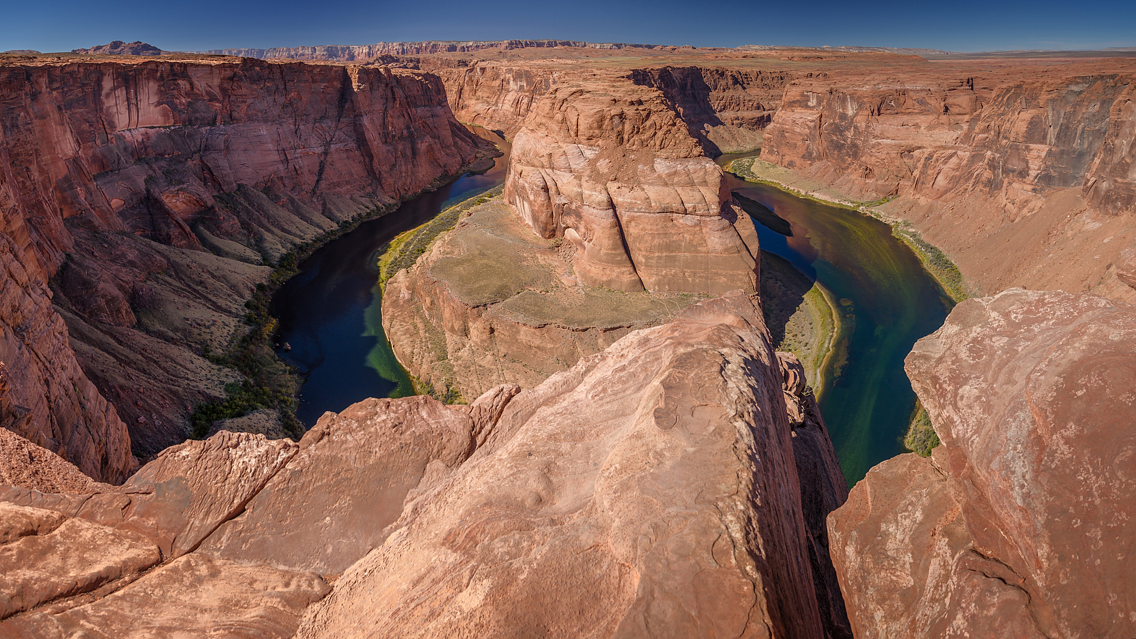 美国大峡谷(grand canyon)是一个举世闻名的自然奇观,由于科罗拉多河