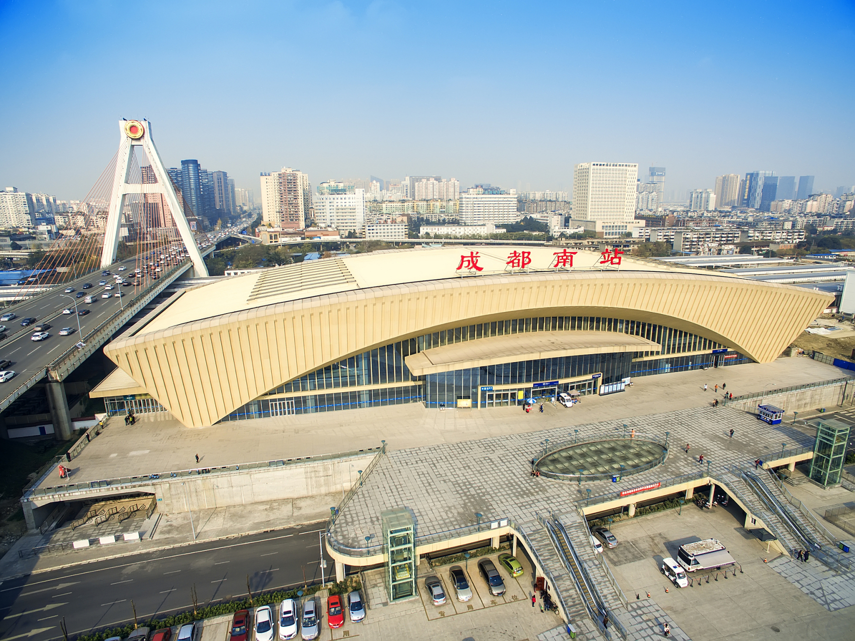 成都南站位于高新区,还是武侯区?