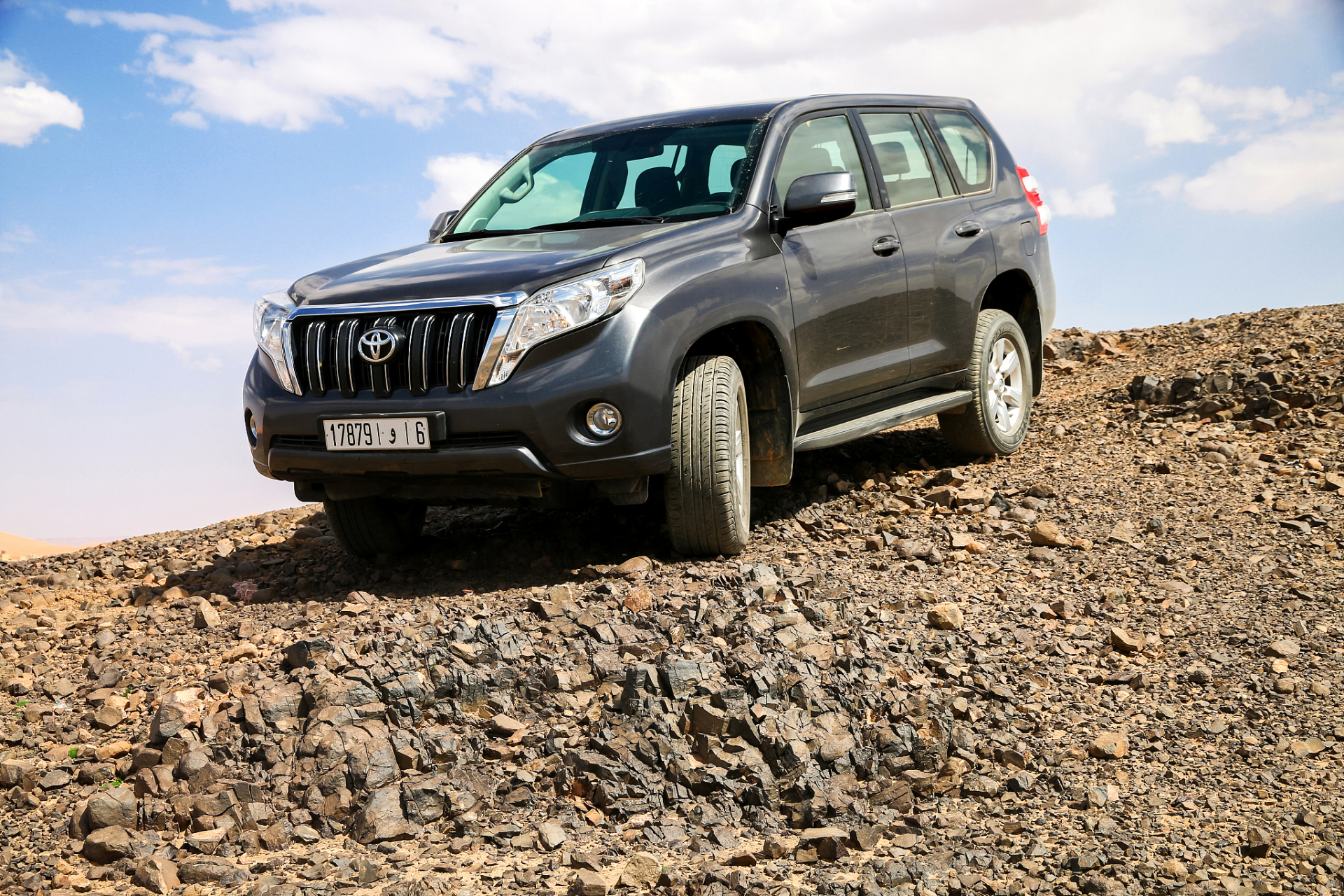 普拉多烧机油的除了大修没有别的办法了吗 关键词;烧机油 丰田普拉多