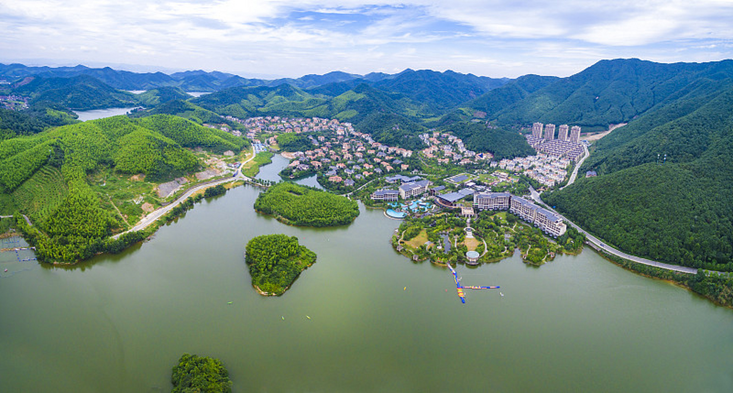 桐庐县分水镇南部的景区,正是您不可错过的好去处!