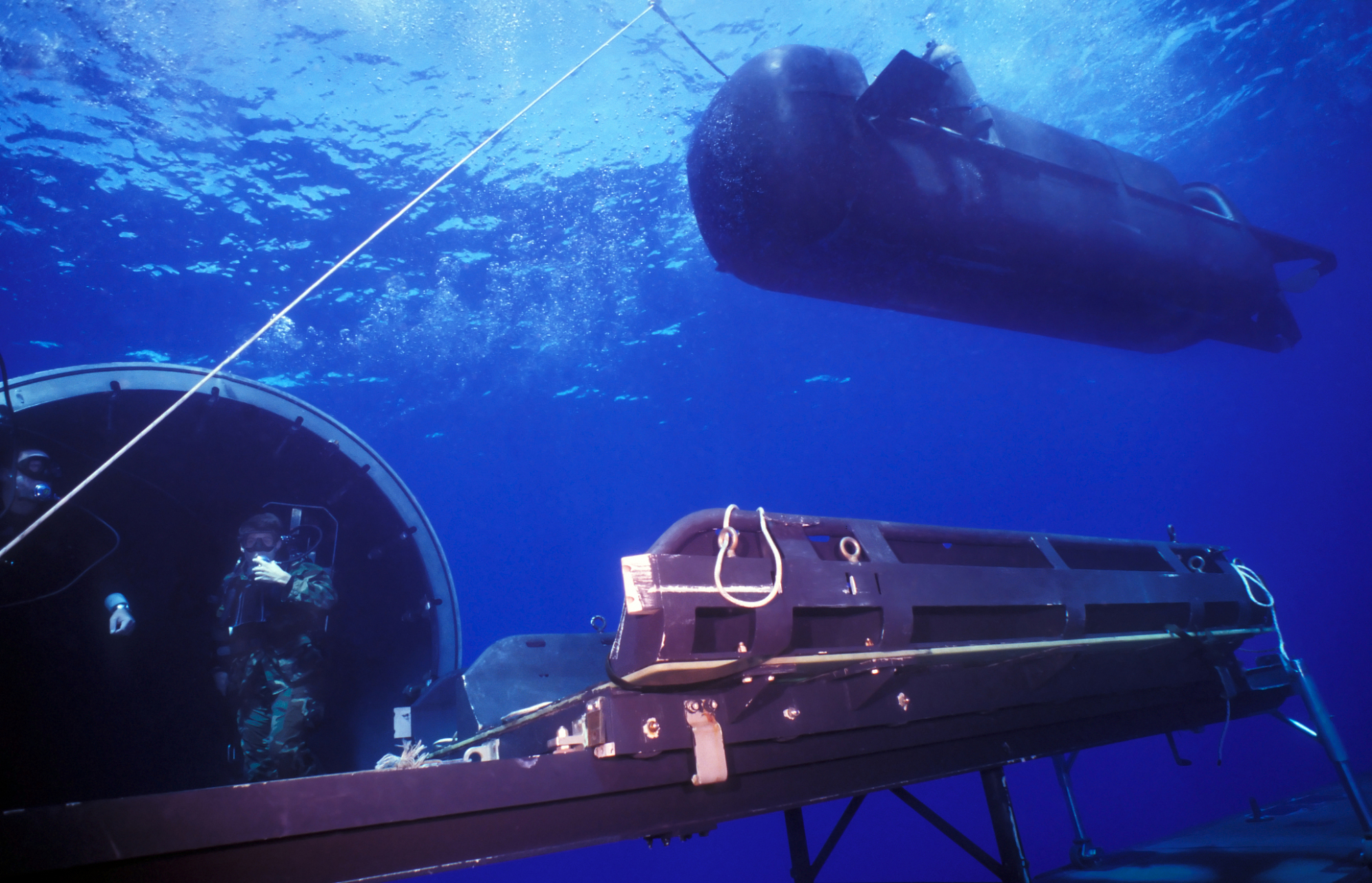 美国深海潜水器发生内爆 5人全部遇难  美国海岸警卫队22日说,此前在