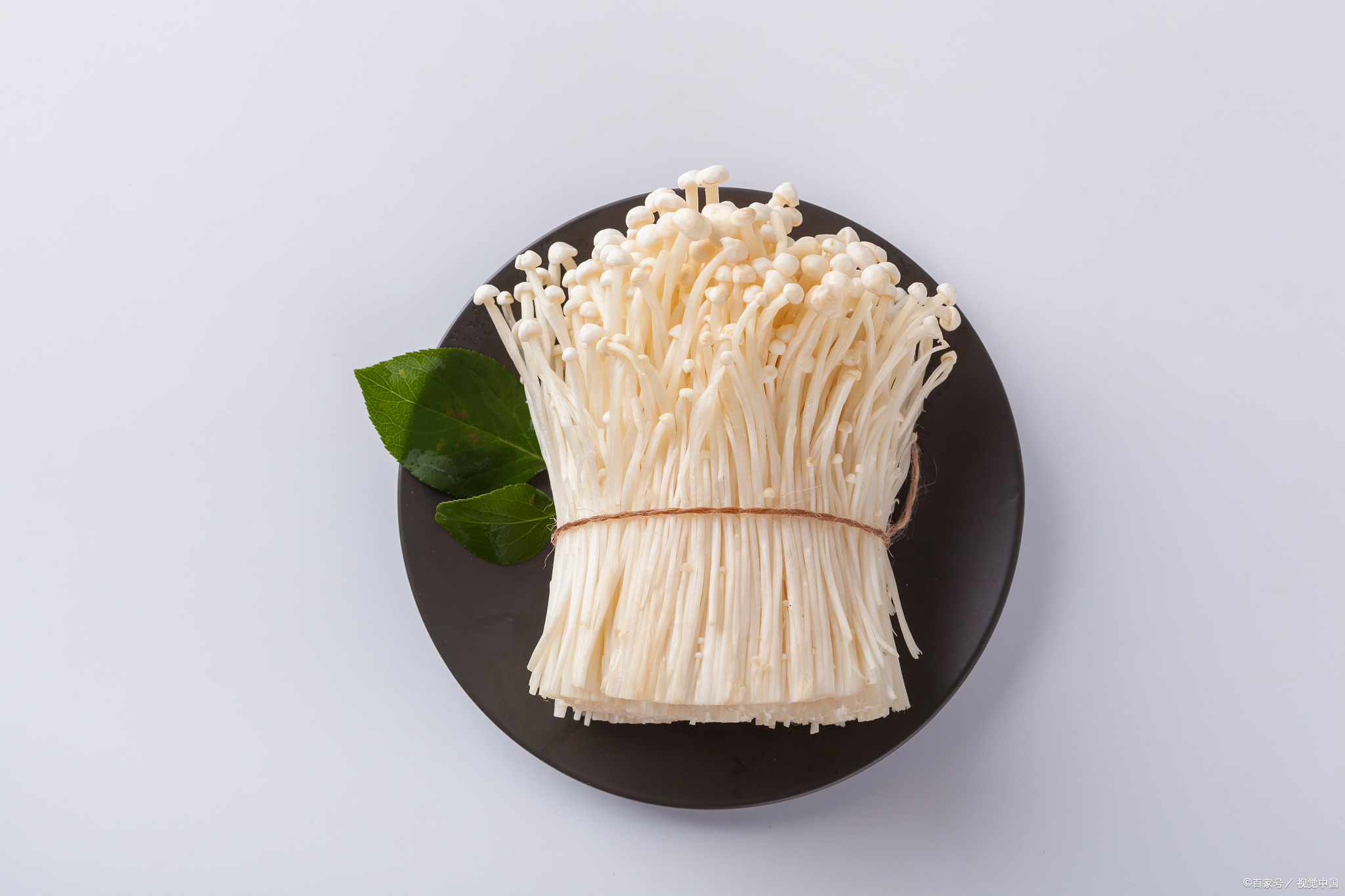 金针菇能够带来啥功效与好处,金针菇怎么炒着吃又简单?