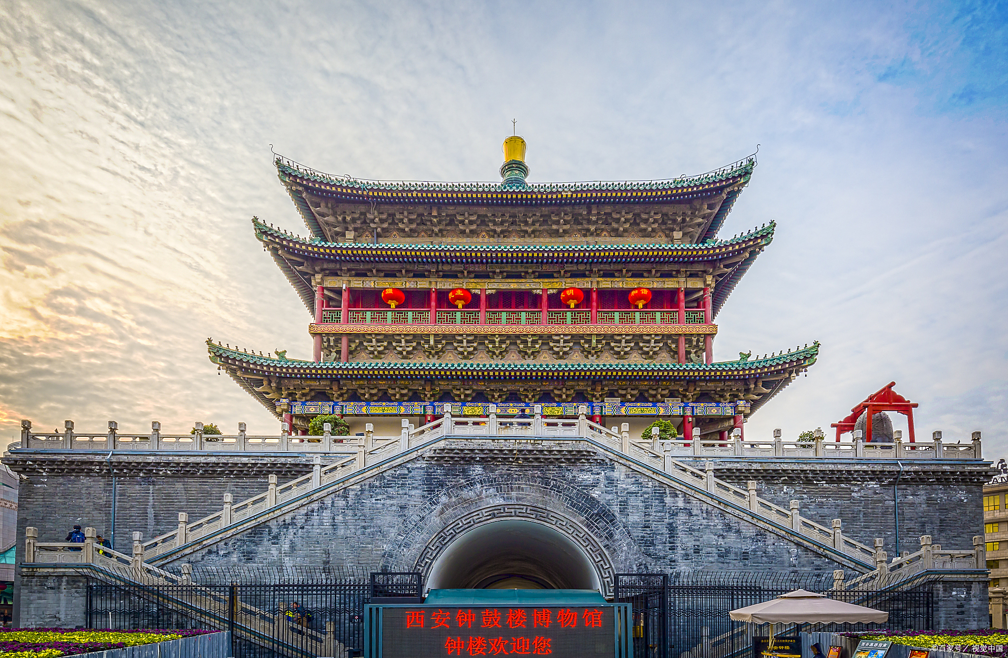 陕西·榆林凯歌楼   榆林凯歌楼,是陕西省榆林市的一处标志性古建