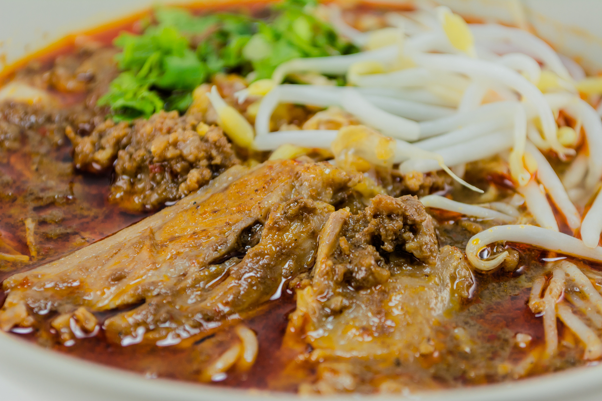 南宁老友面,温暖传奇!茶馆老板为感冒的老翁特制的美味.