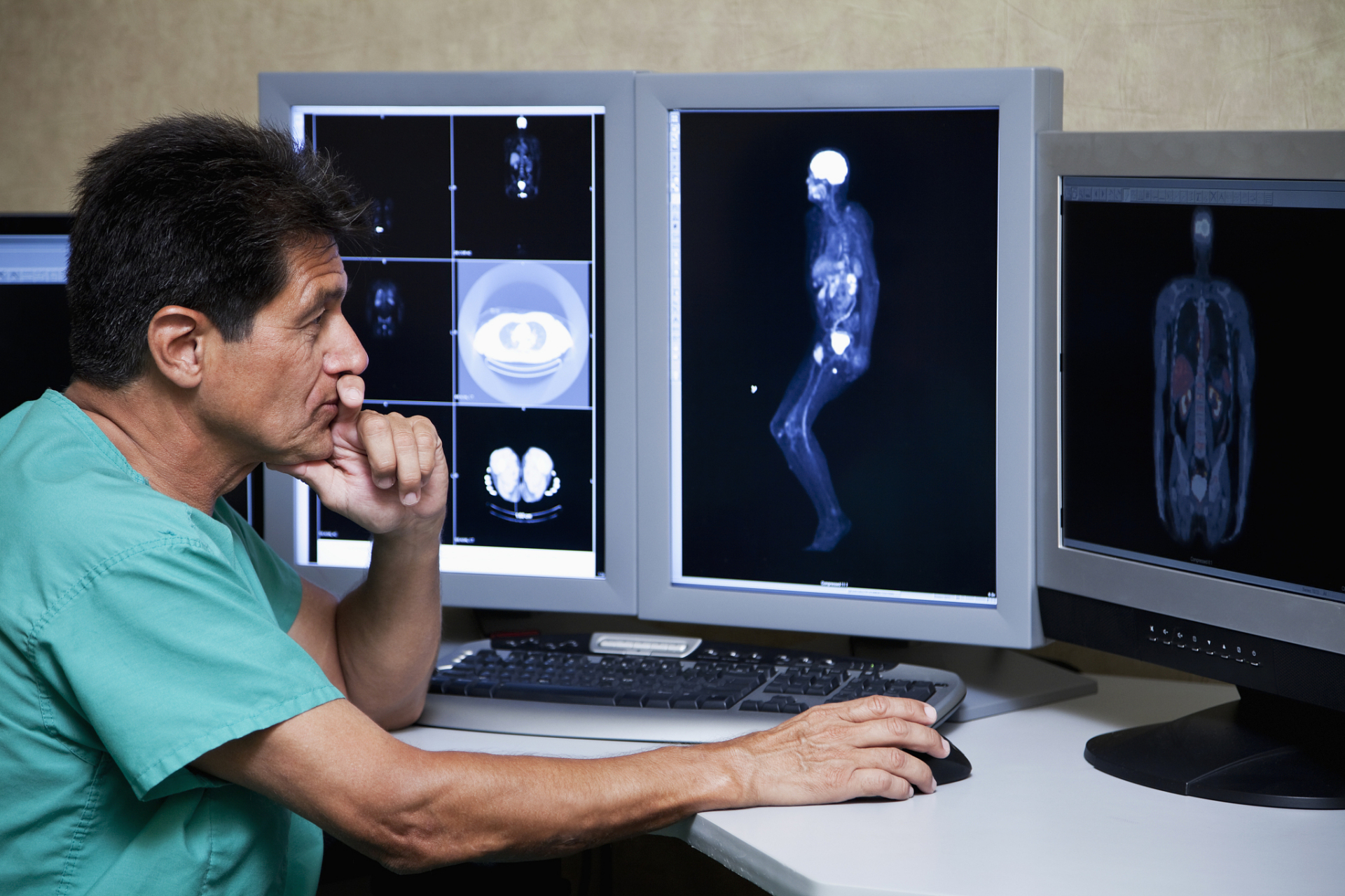 医学影像专业涉及多个领域的专业知识,如解剖学,生理学,病理学等.