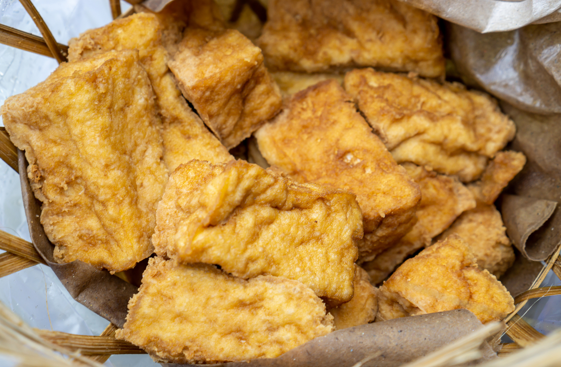 11566 首先,你需要准备一块老豆腐.