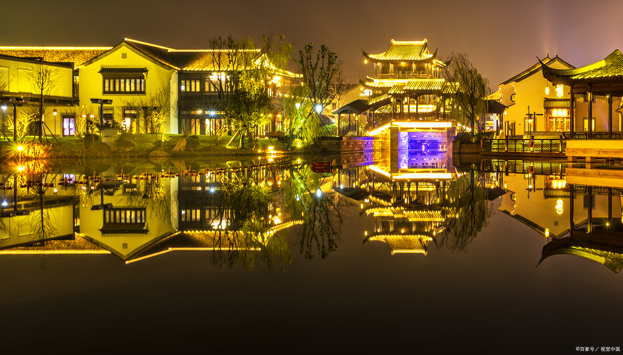 乐享周末分享吧# "印象南塘"景区不仅有历史街巷和美食文化,还拥有