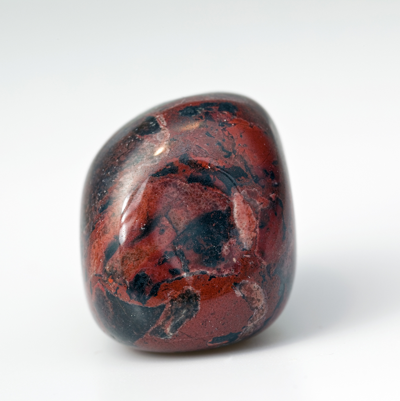 点我头像看直播##和田玉##陨石#   羊肝石,被新疆人称为"泥石",因它