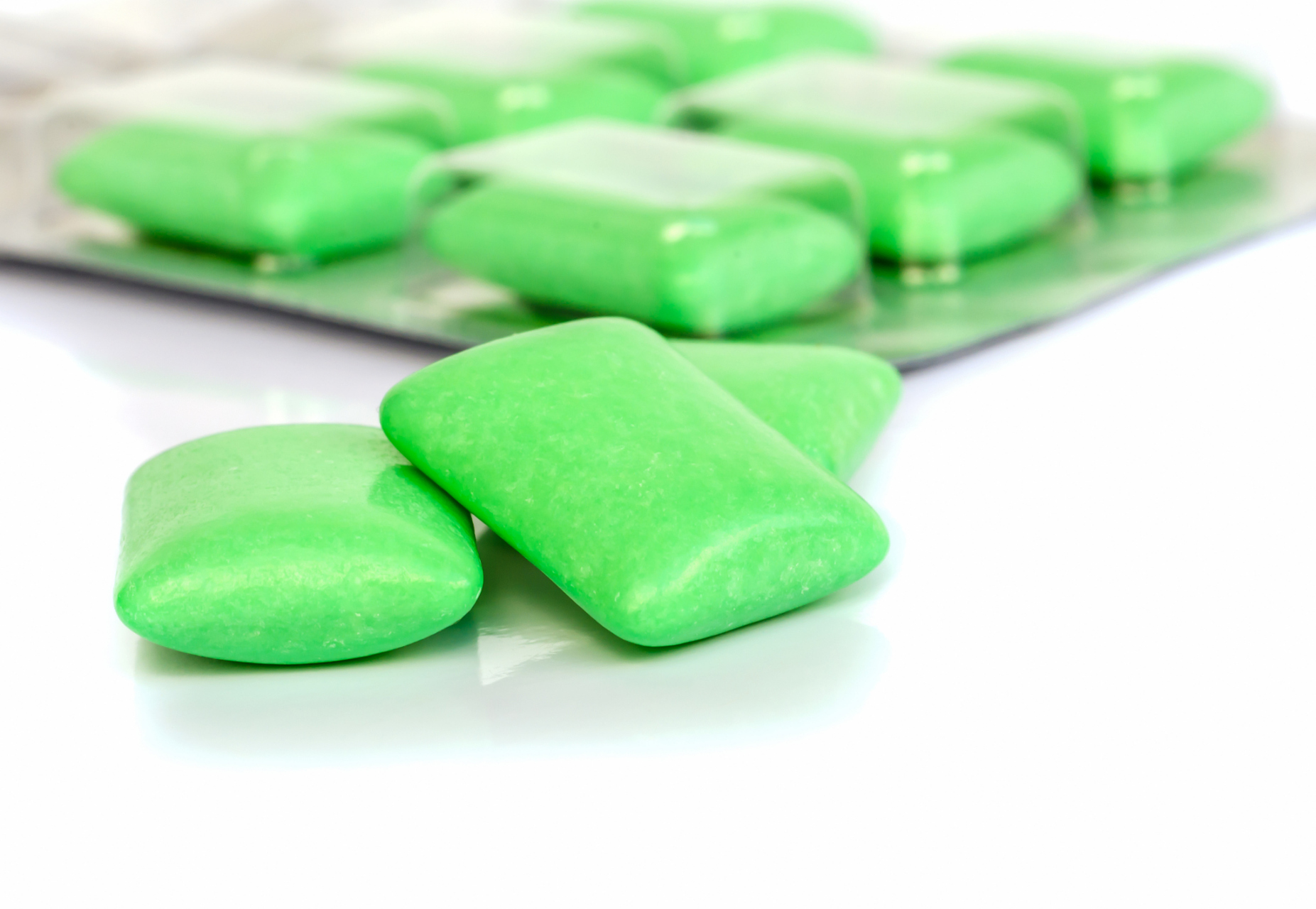 00 关于误吞益达口香糖的处理方法,一般来说,对人体健康的影响较小