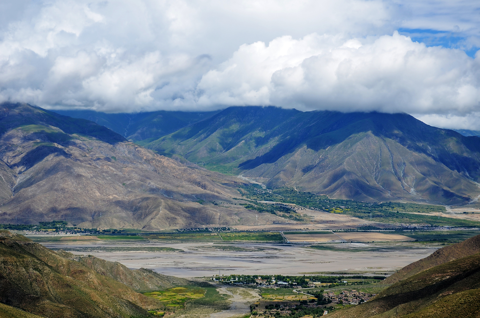 在西藏的拉萨河谷,有一个展览馆成为历史文化与民族特色的窗口.