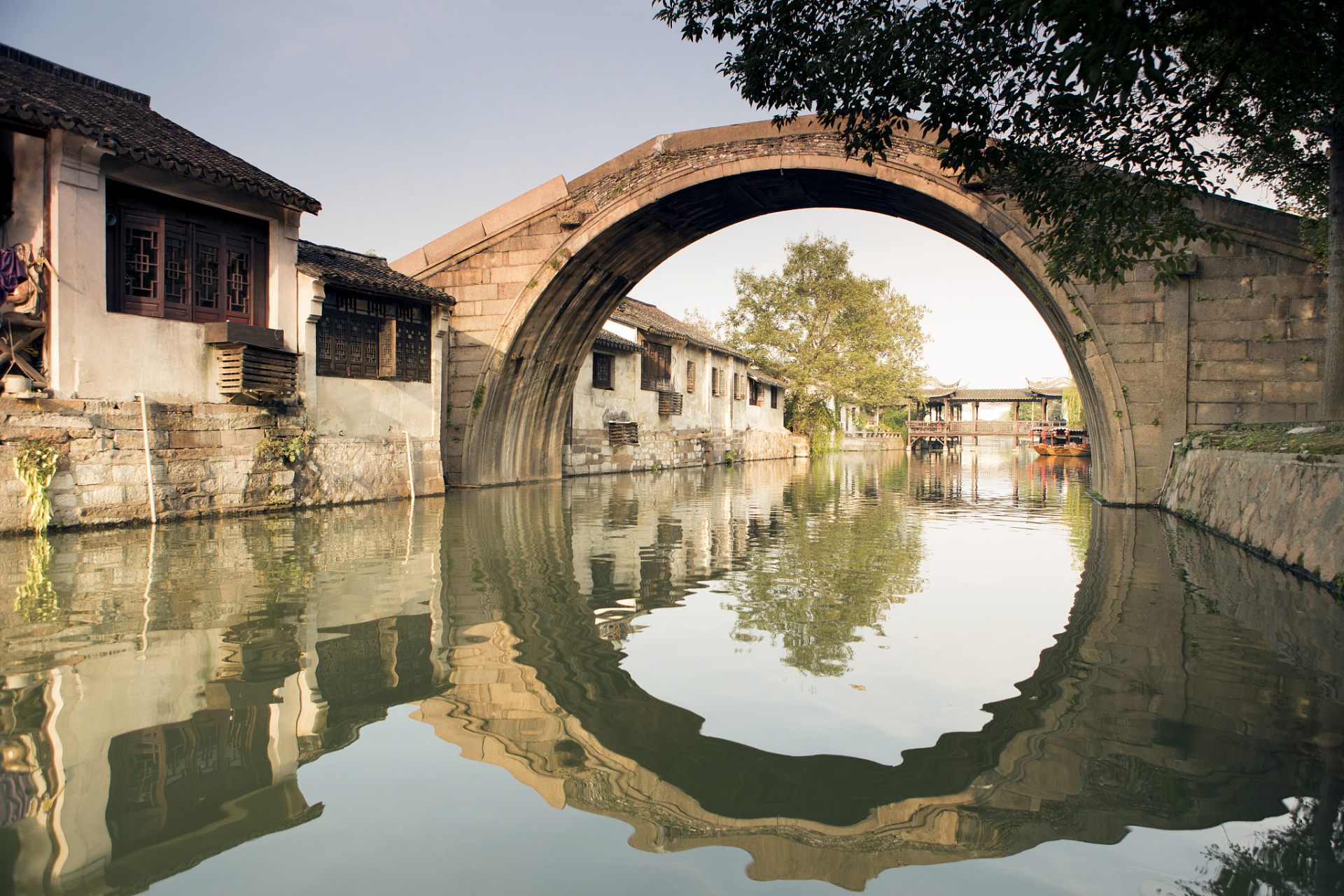 99江南水乡是中国南方地区著名的旅游胜地,拥有许多独特的文化遗产