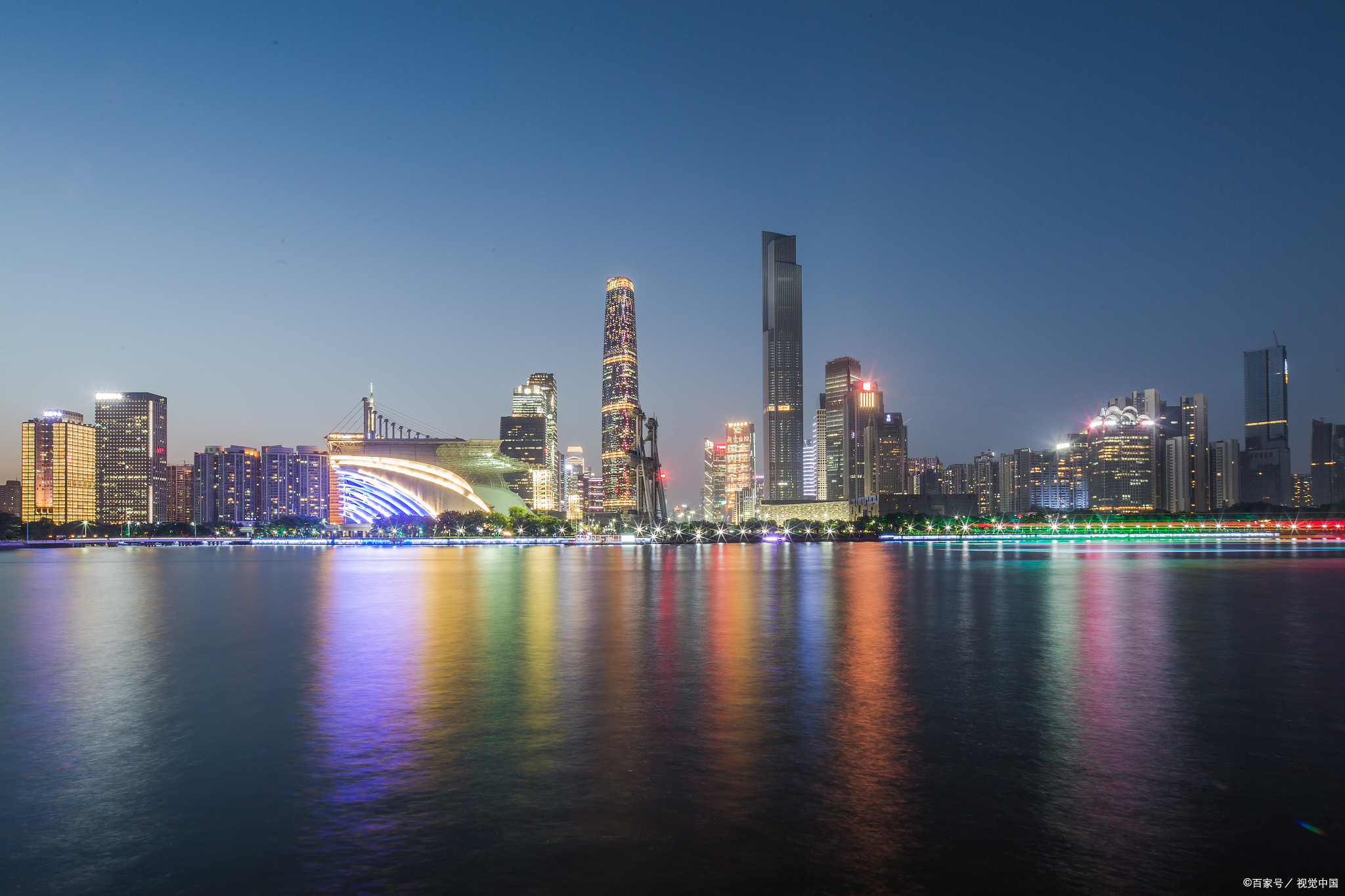 珠江,作为广州的母亲河,承载着这座城市的历史与文化.