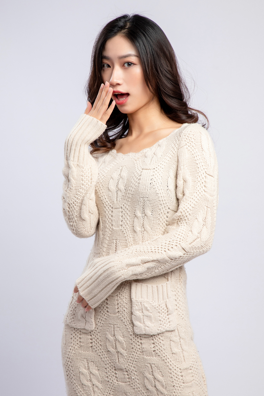 选对浅色衣物如米色,浅灰或淡粉是关键.