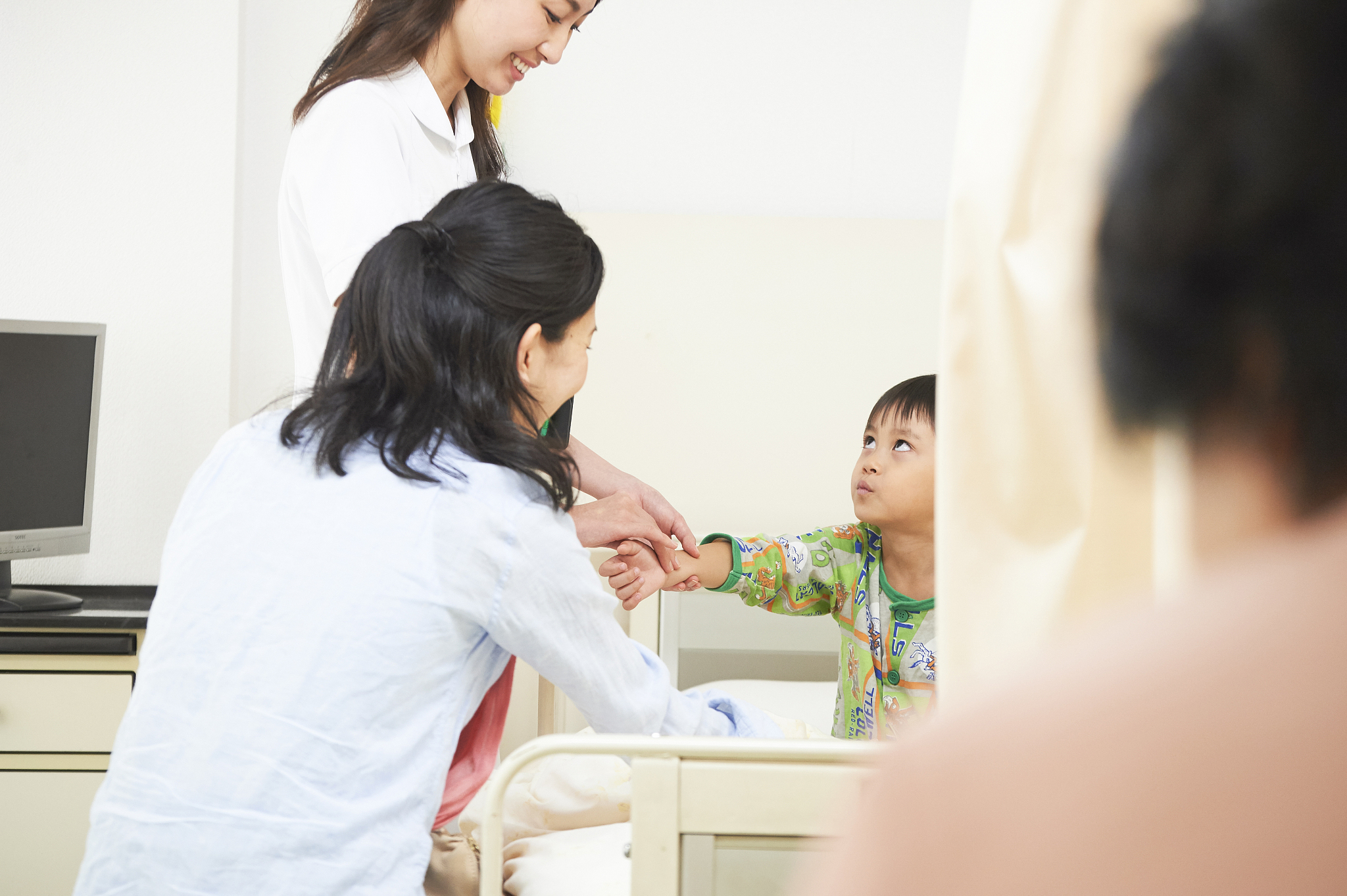 包含协和医院检查陪护加挂号儿童诊疗耐心陪伴，减少抗拒与哭闹的词条