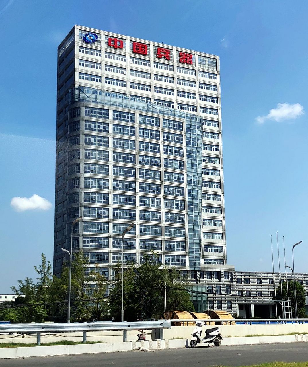 中国十大医药企业: 第一,中国医药集团 第二,上海复星医药 第三,广州