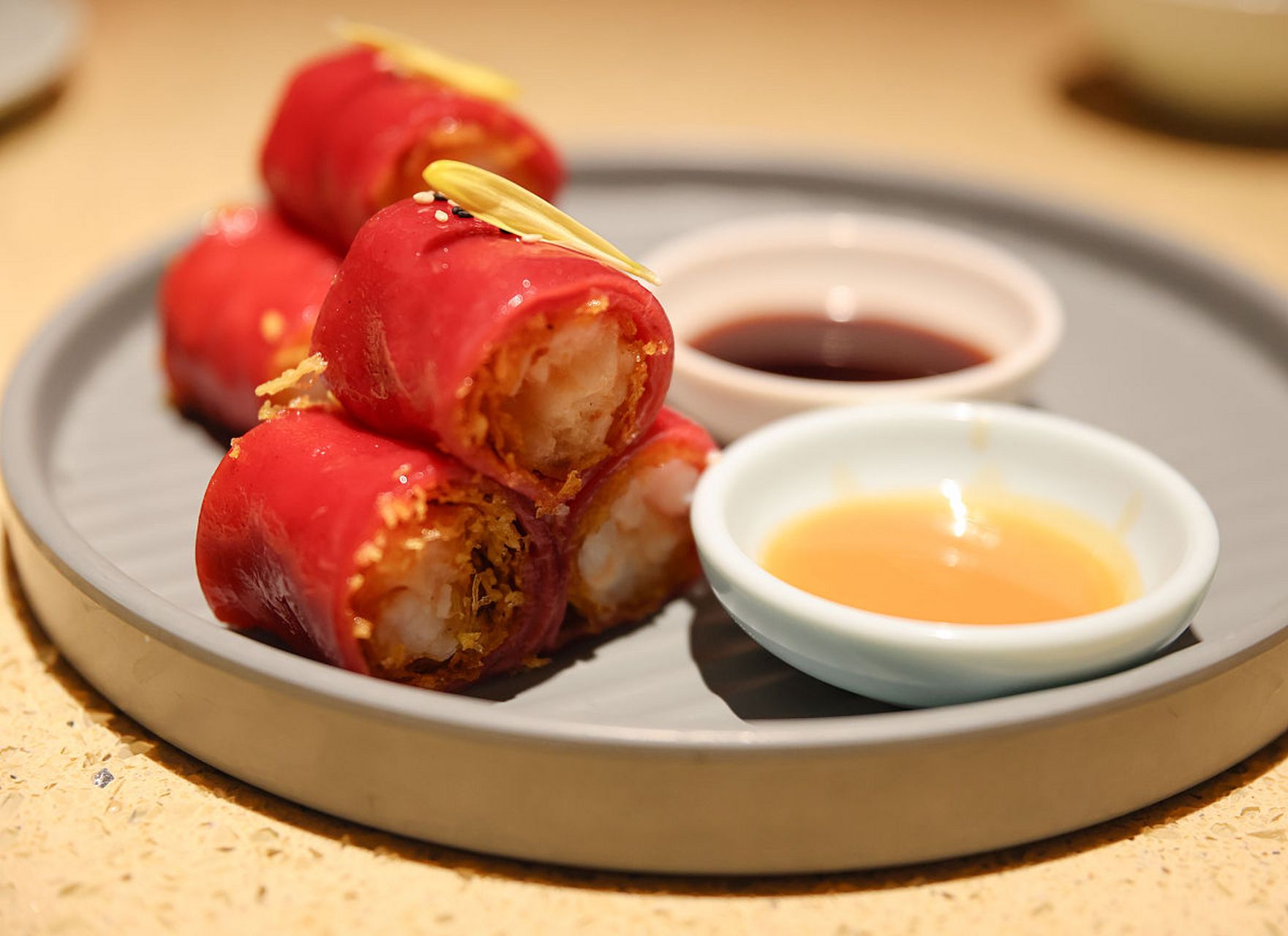 女子称吃早茶时红米肠里有蛆虫# 广东广州,2023年6月29日 ,一名女