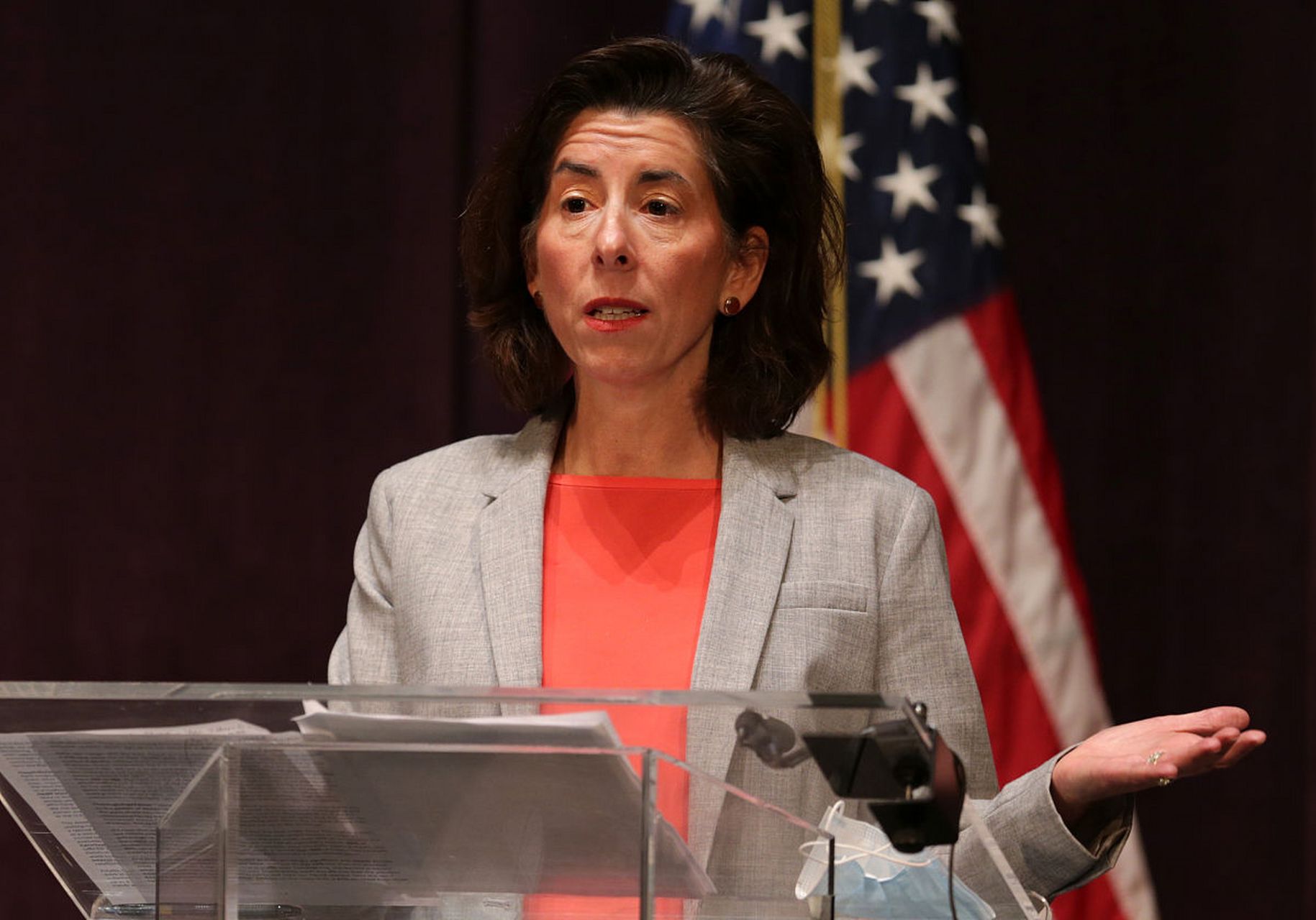 被网友戏称为华为mate60手机"代言人"的雷蒙多,近日