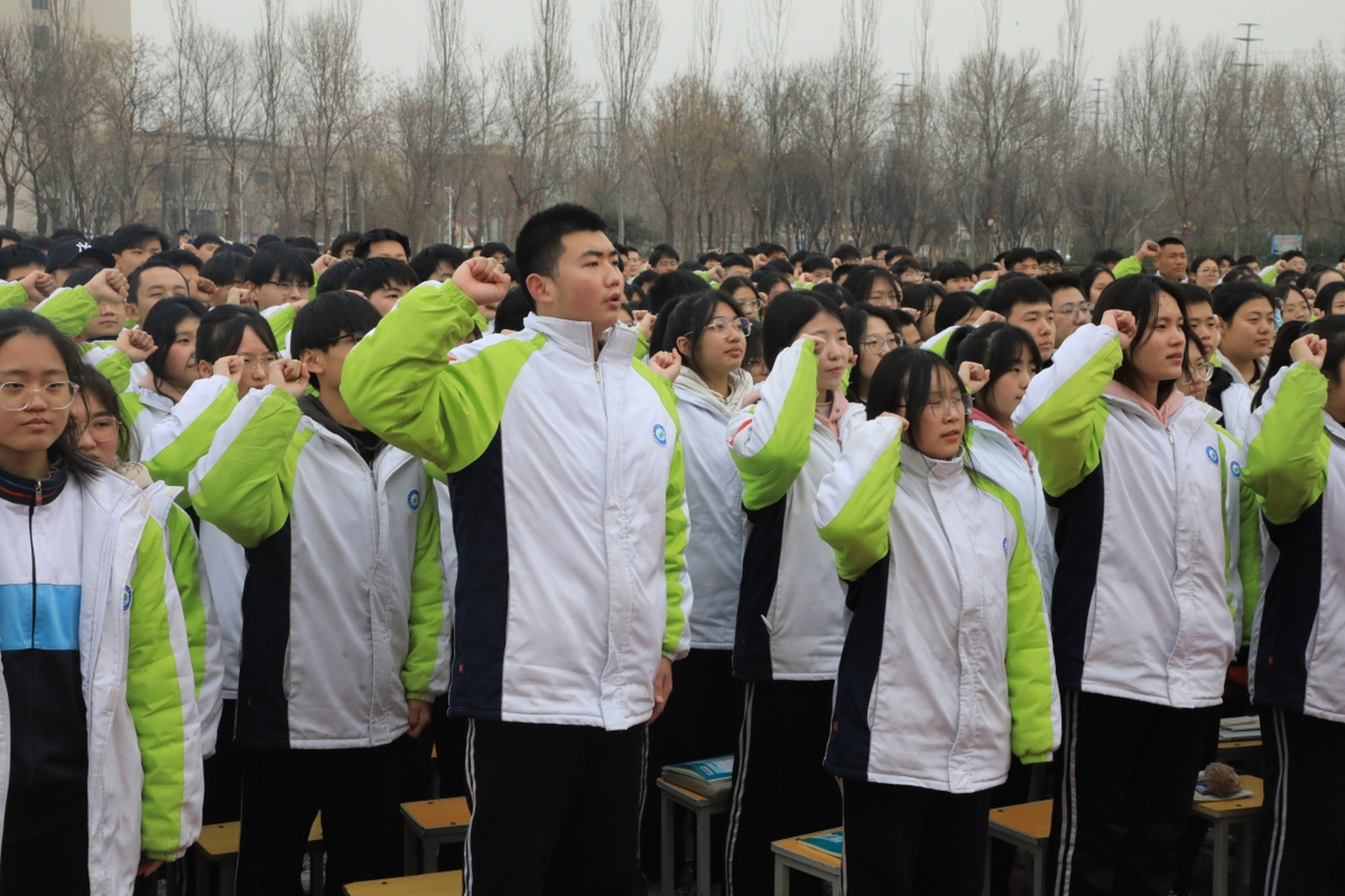 汝州一高校服图片