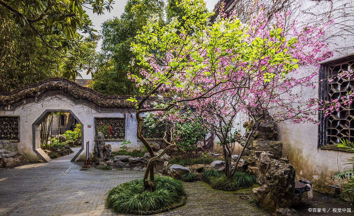无锡梅园横山风景区非常漂亮,是江南著名的赏梅胜地之一.