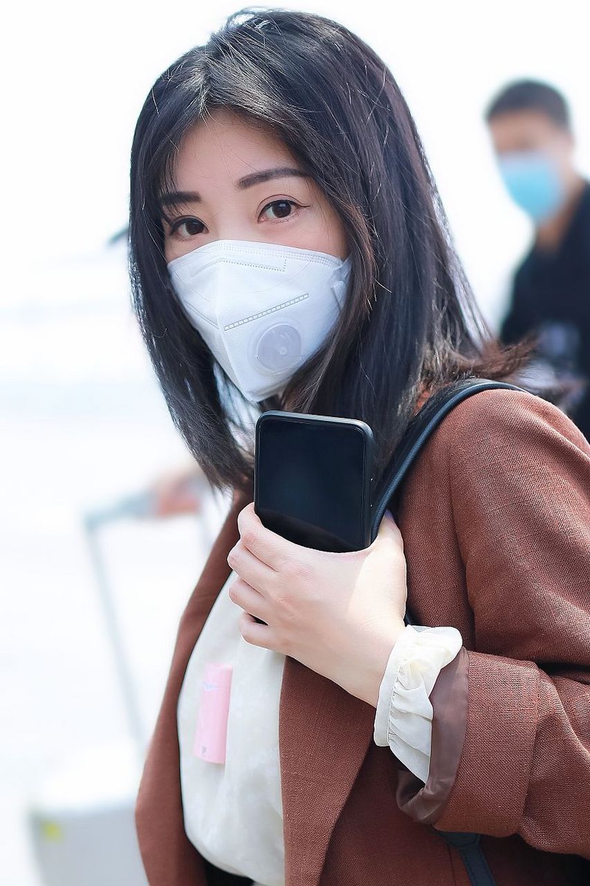 一月之内生病三次,每次治疗所需的费用都不菲,我抵抗力也颇为脆弱