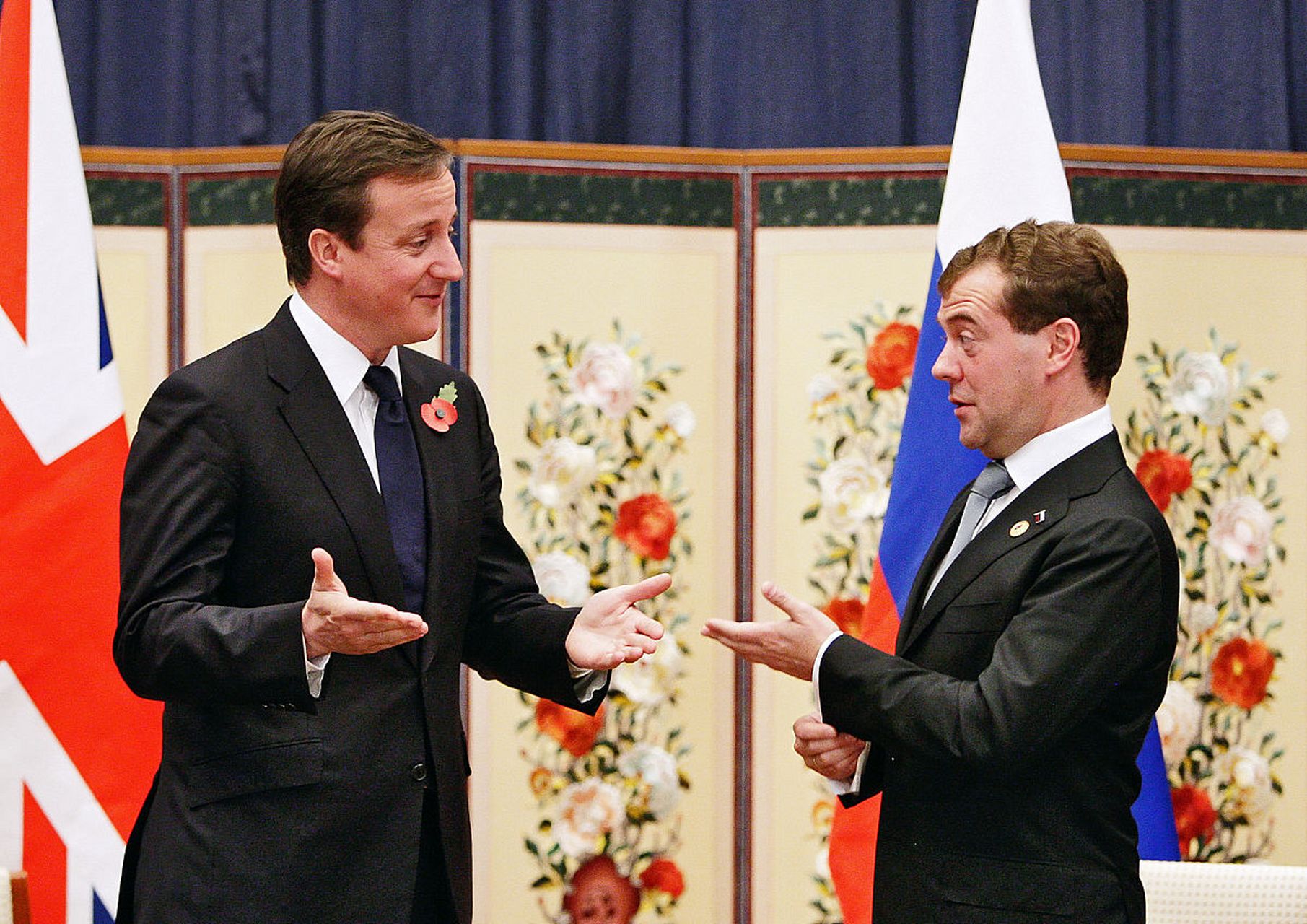 美国一直把整个南美洲当作自家后院,但这一次,中国不仅与全球七十七个