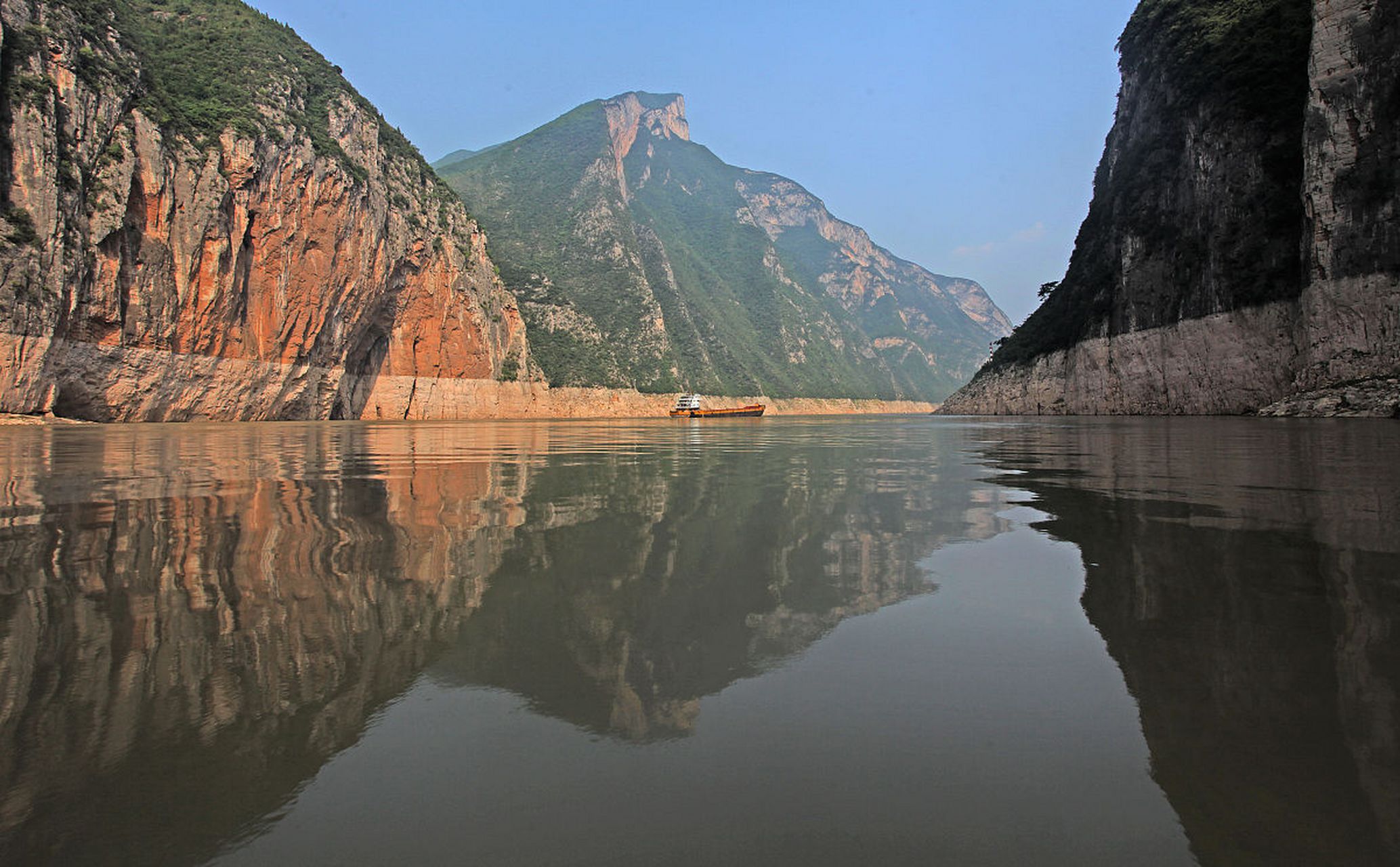 镜头里的春天# 春游临夏黄河三峡,位于甘肃省临夏回族自治州永靖县