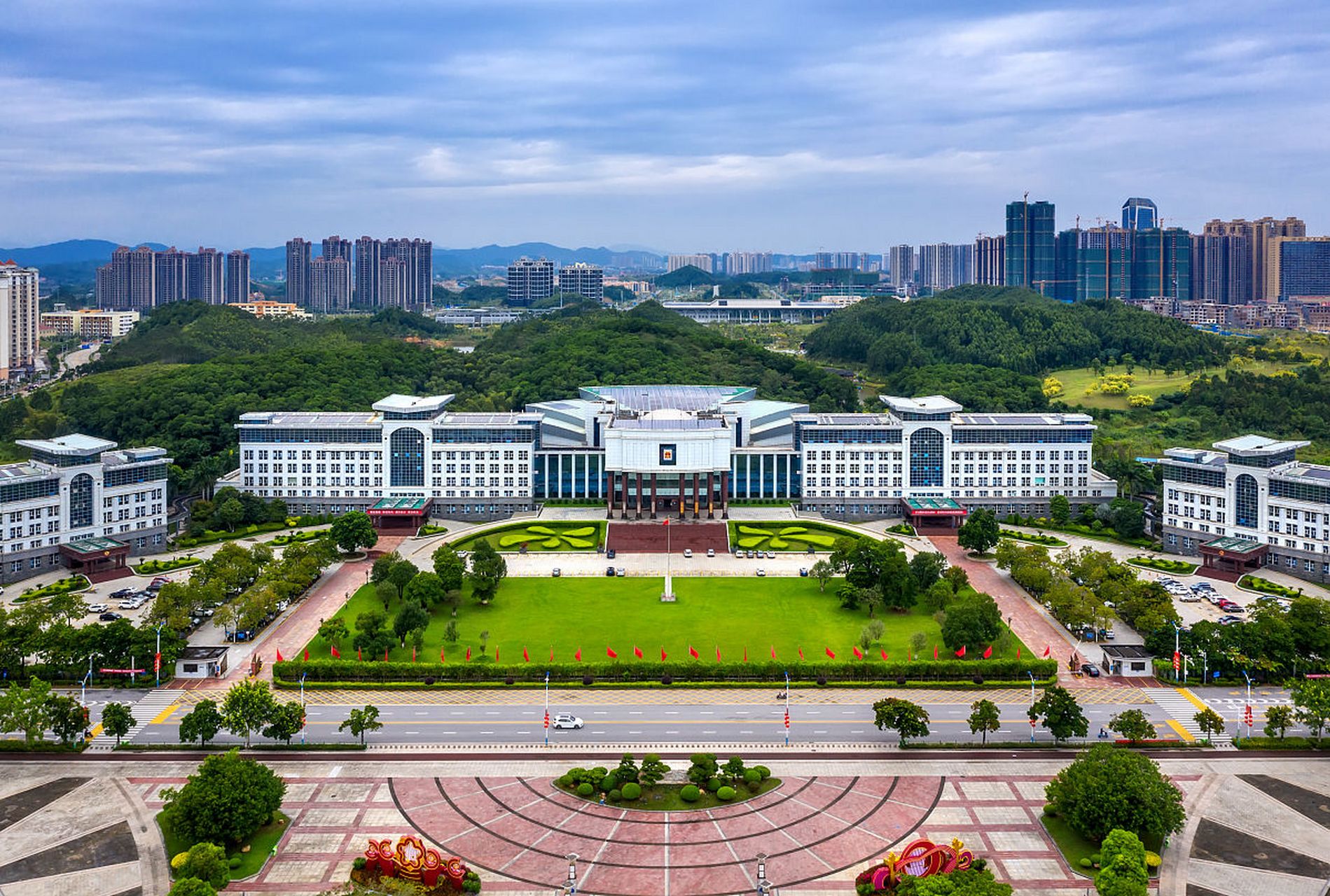 文潮涌动mcn冲刺季#   天下风景,美在广西  第十一站 河池学院