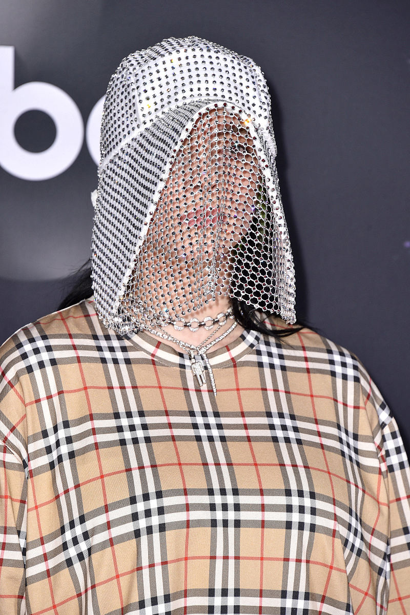 Billie Eilish 对歧视华人 辱华言论道歉 来自百家号 Goojet 不错网