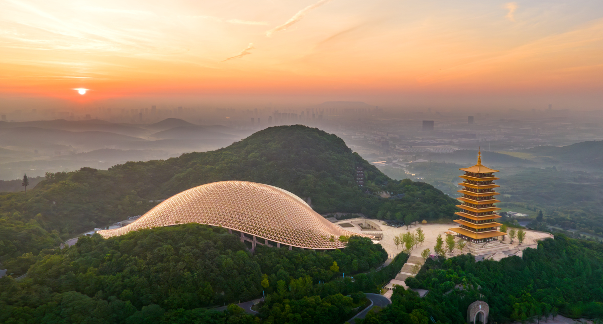 南京牛首山文化旅游区深度游:佛文化体验与自然风光之旅  每当提及南