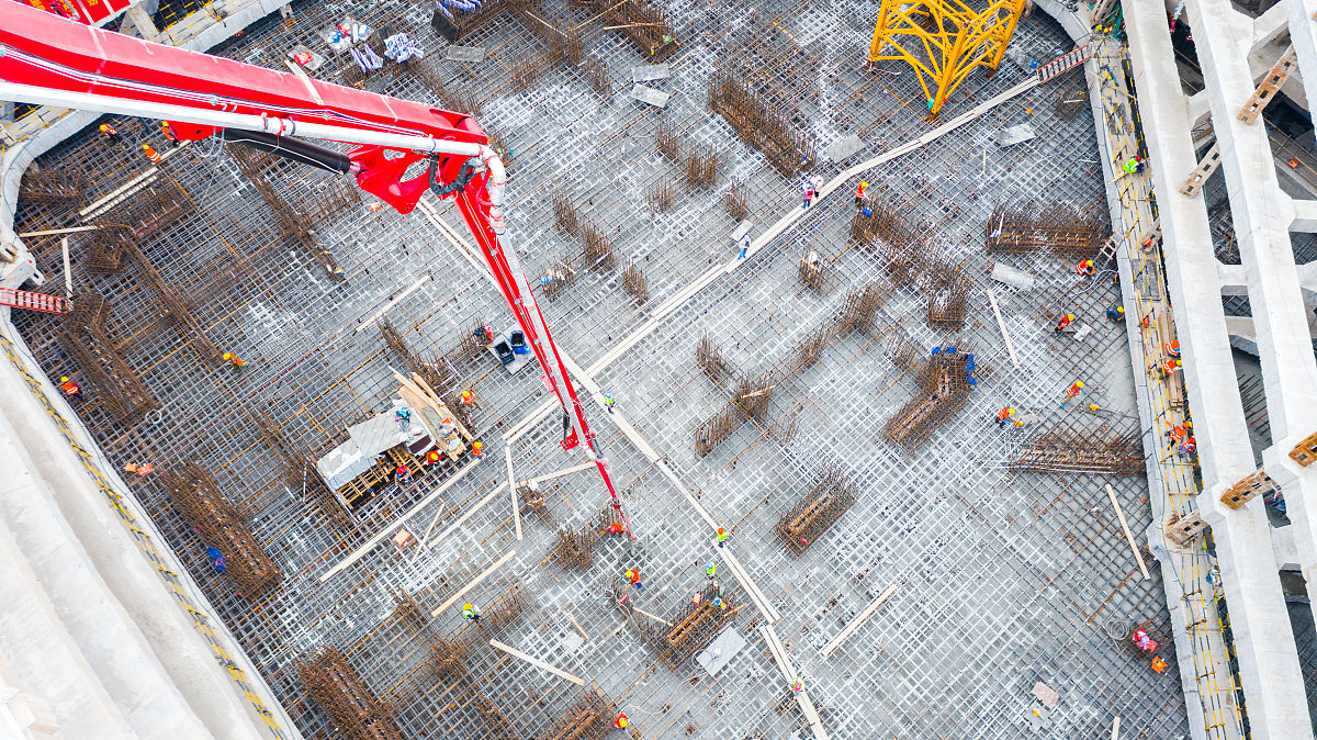 技术要求:   1,大体积混凝土施工宜采用整体分层或推移式连续浇筑施工