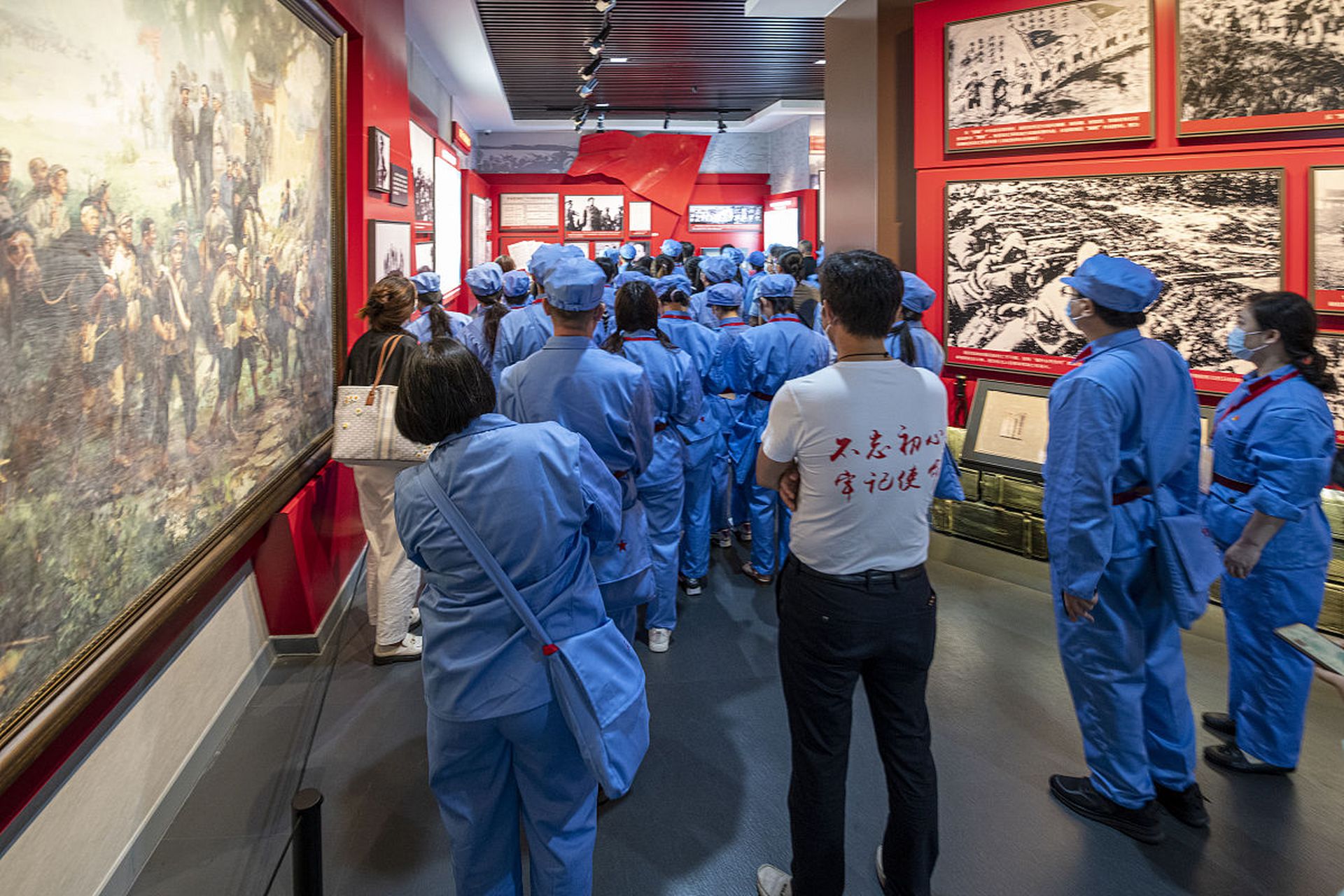 中国八大电影制片厂排名: 一,长春电影制片厂,长春1945年.