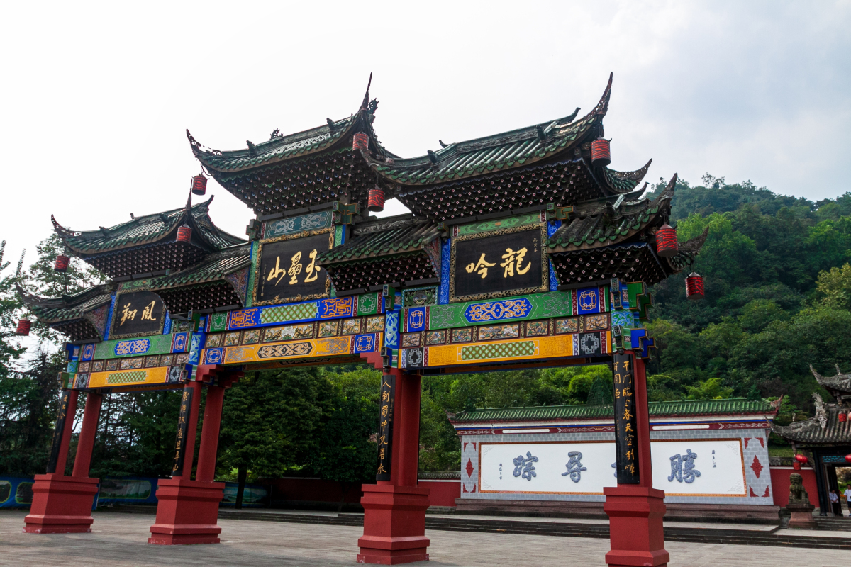 【禅意山水间的秘境之旅】湖北五月深度游:当阳玉泉寺古韵悠长_temple