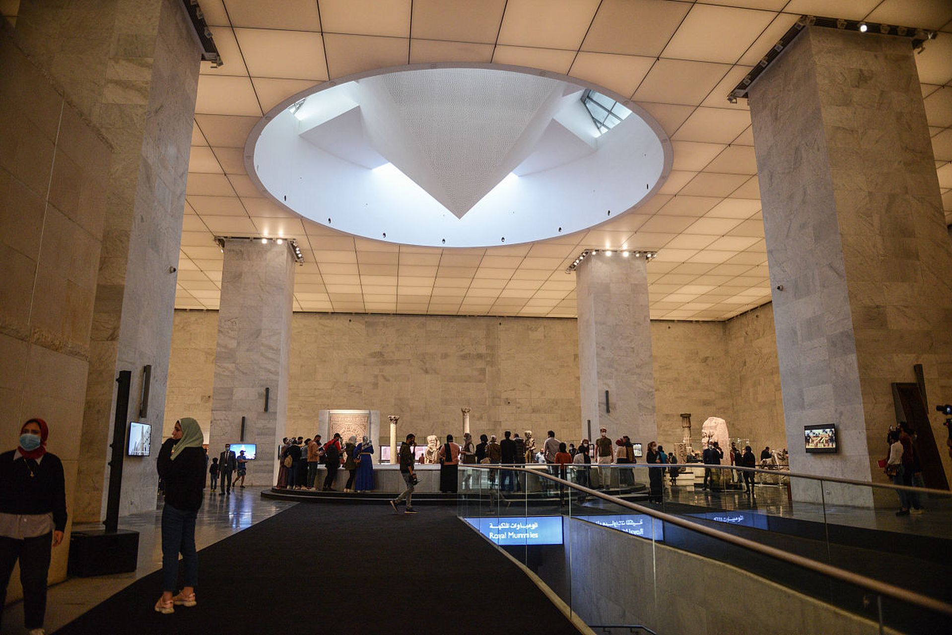 阿布扎比卢浮宫,阿布扎比,jean nouvel 于去年 11 月 11 日正式开放的