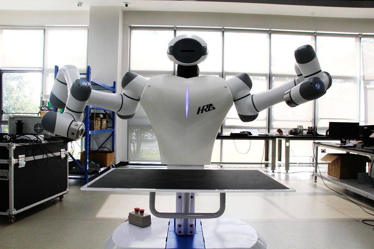 各类智能机器人开始“上岗”！上海康复辅具租赁服务暖心升级