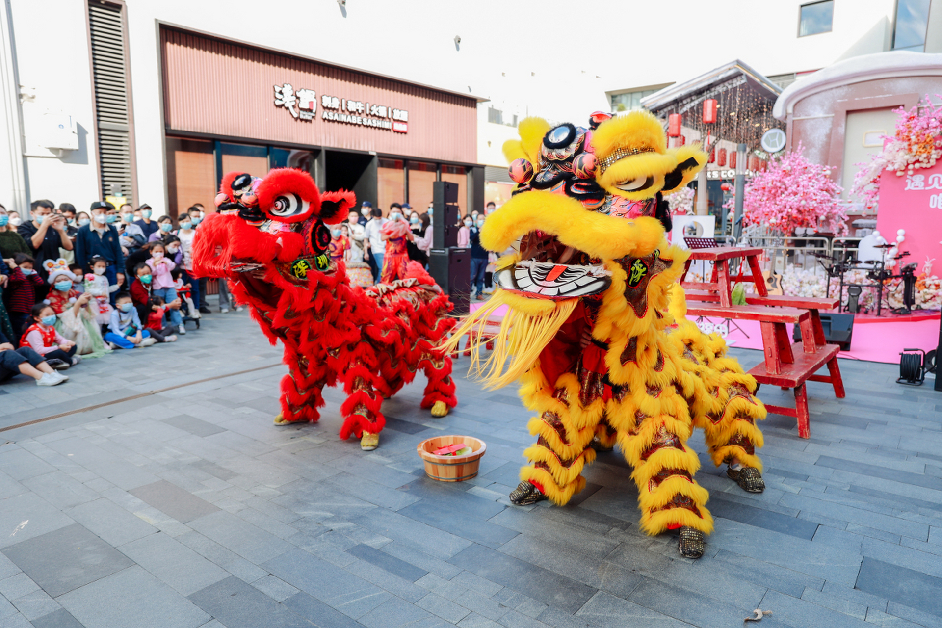 杭州舞狮队198x0233x5453杭州舞狮表演婚礼年会舞狮乔迁周年庆舞狮